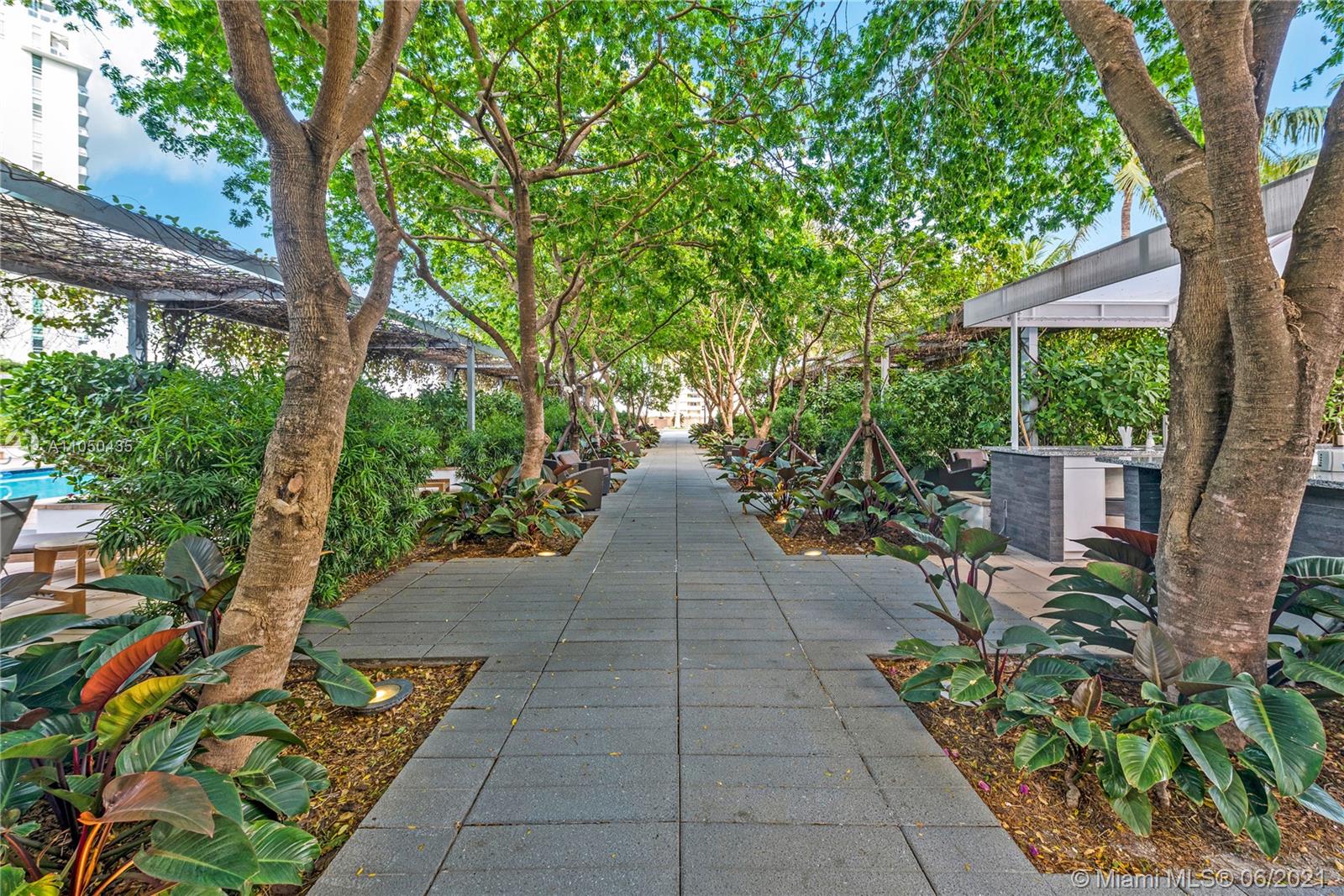 MILLENNIUM TOWER RESIDENC - Residential