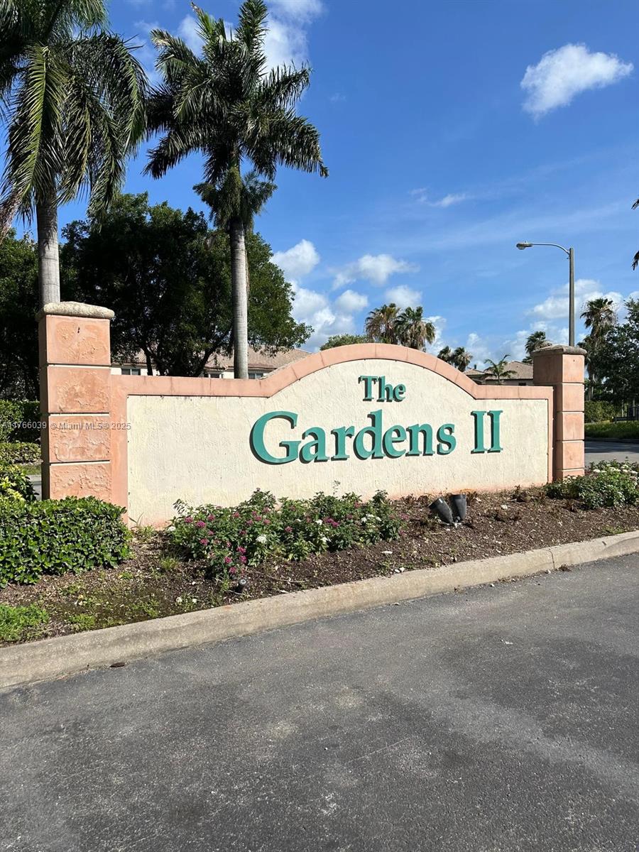 Property for Sale at 2920 Se 12th Rd 203-30, Homestead, Miami-Dade County, Florida - Bedrooms: 2 
Bathrooms: 2  - $229,000
