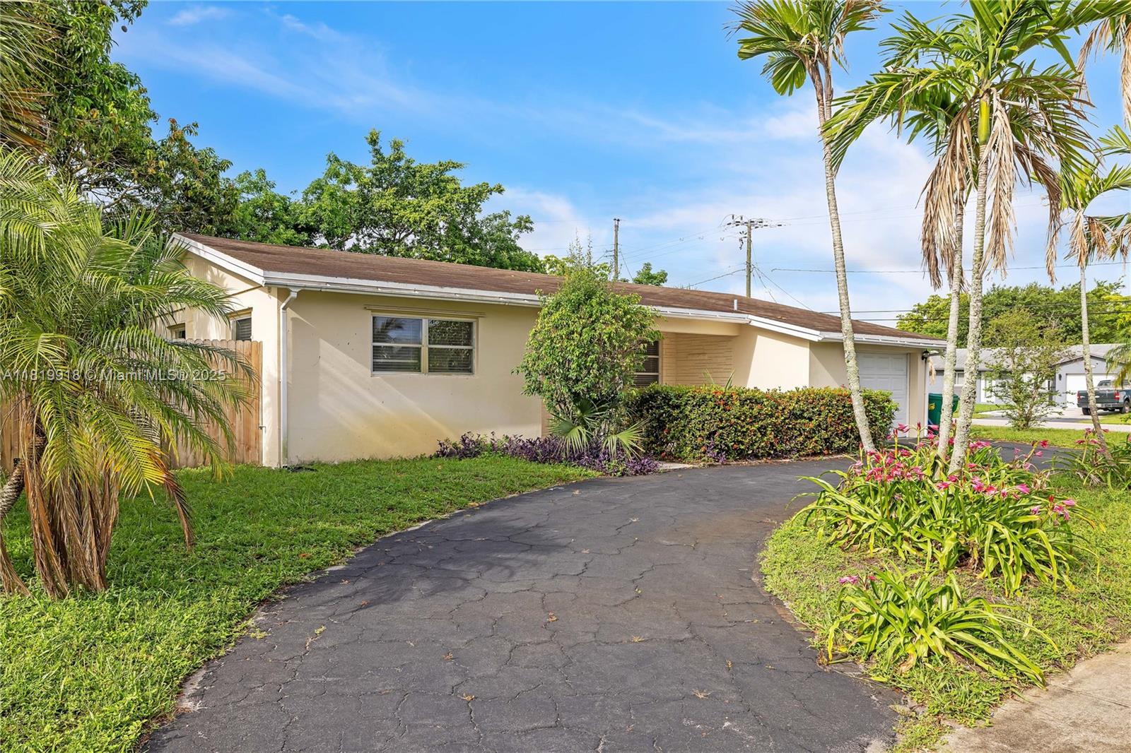 Property for Sale at 3860 Nw 6th Pl, Lauderhill, Miami-Dade County, Florida - Bedrooms: 3 
Bathrooms: 2  - $455,000