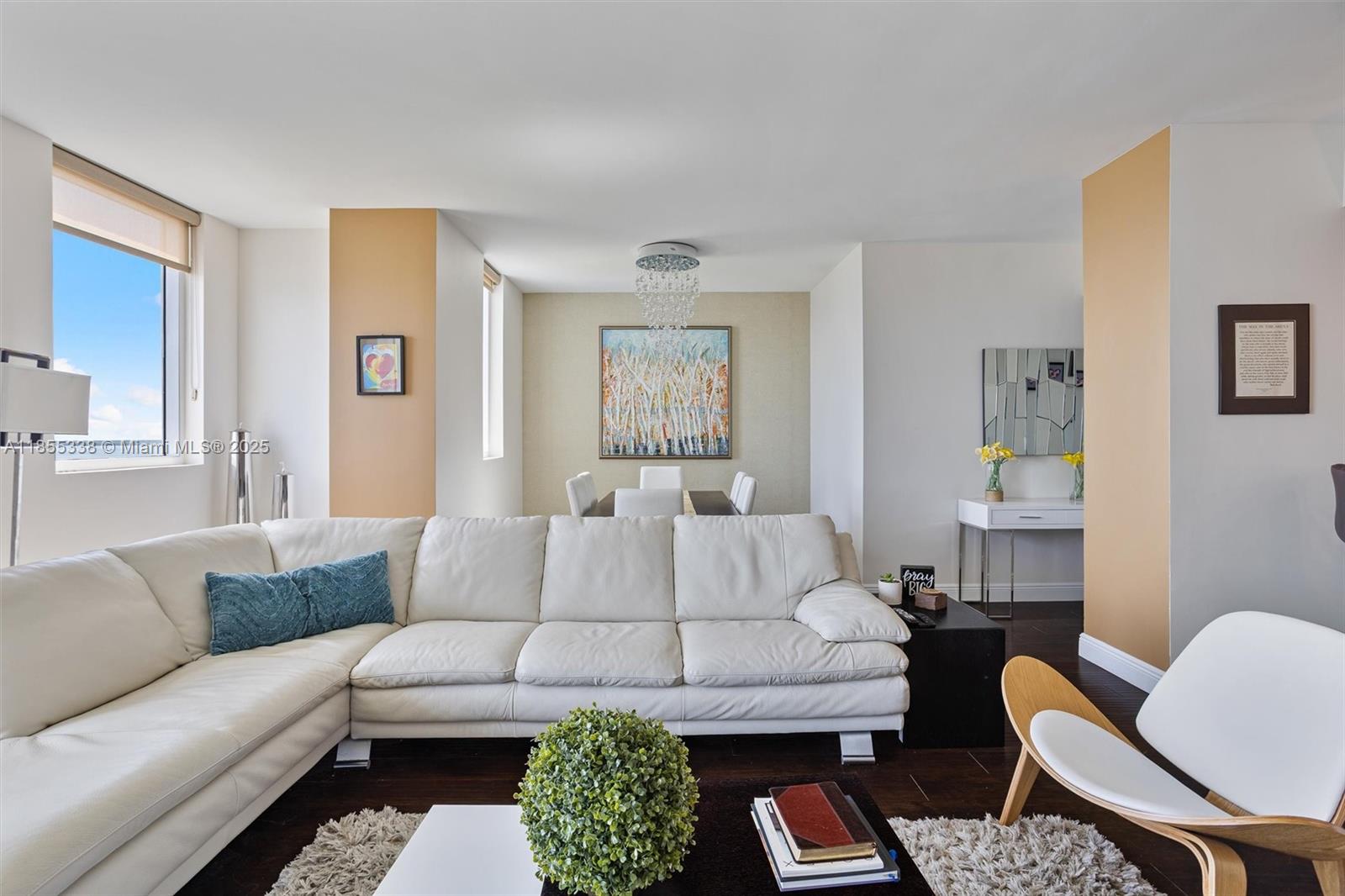 VIZCAYNE NORTH CONDO - Residential