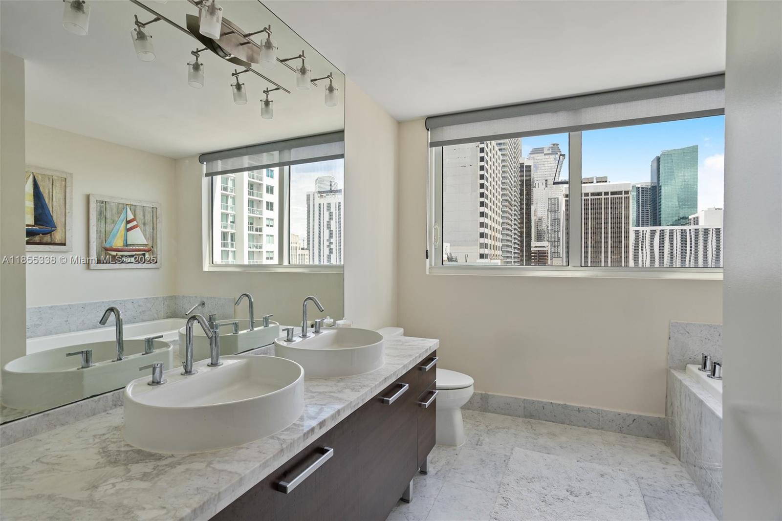 VIZCAYNE NORTH CONDO - Residential