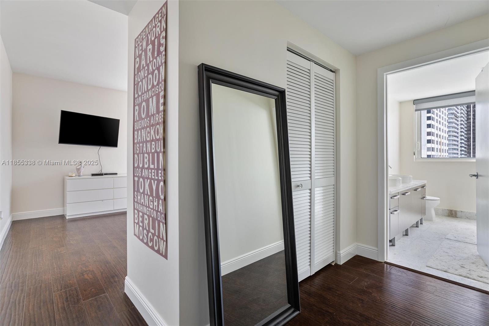 VIZCAYNE NORTH CONDO - Residential