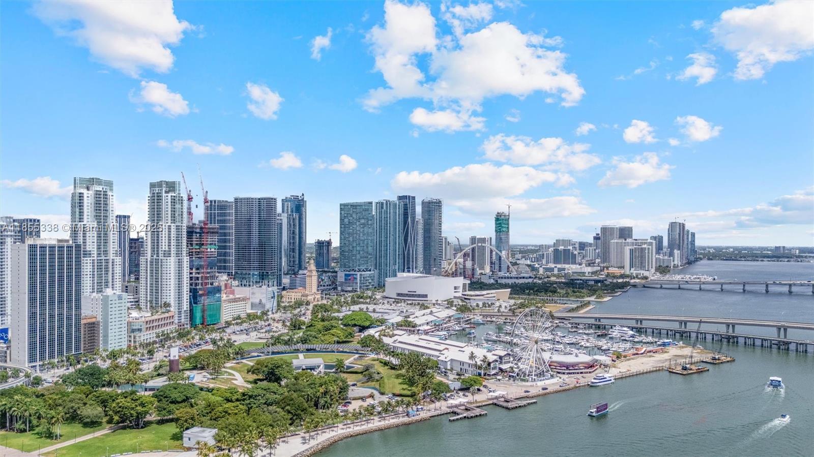 VIZCAYNE NORTH CONDO - Residential