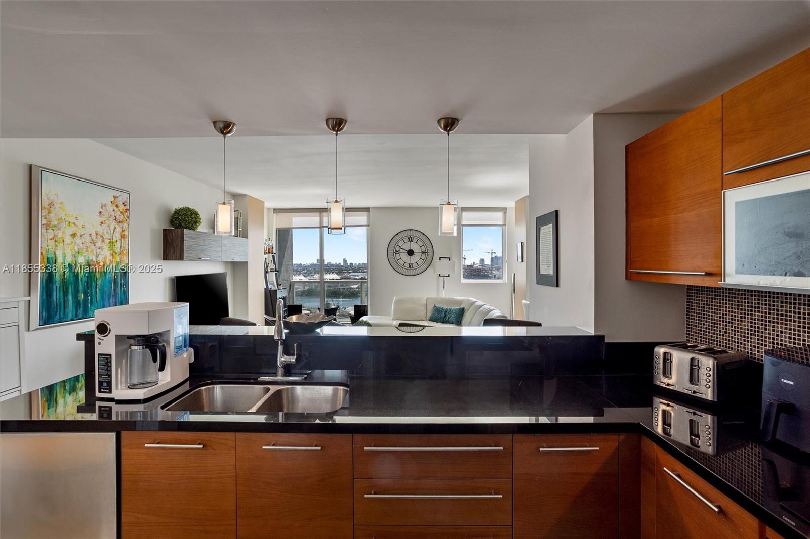 VIZCAYNE NORTH CONDO - Residential