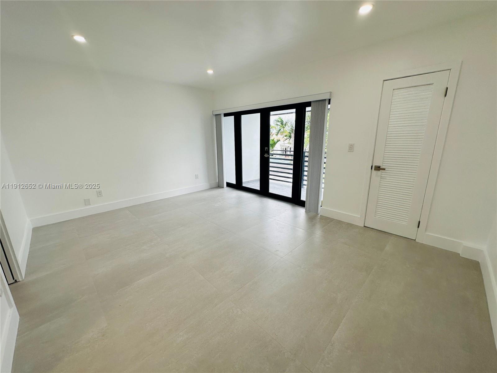 CHAMBERS LAND COMPANY SUB - Residential Lease