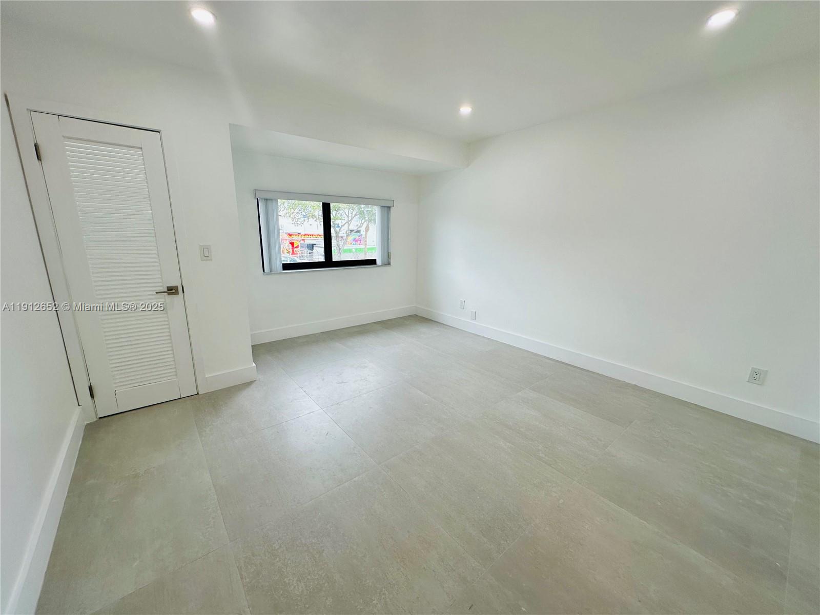 CHAMBERS LAND COMPANY SUB - Residential Lease