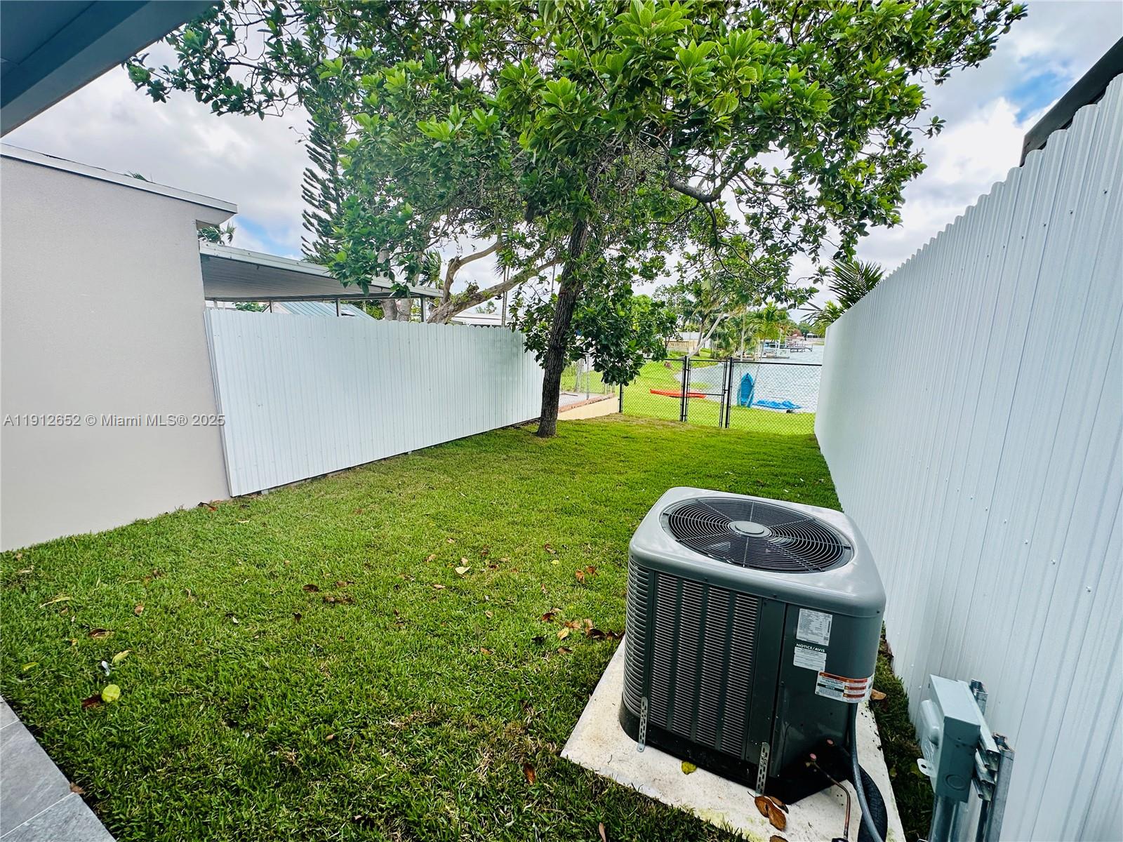 CHAMBERS LAND COMPANY SUB - Residential Lease