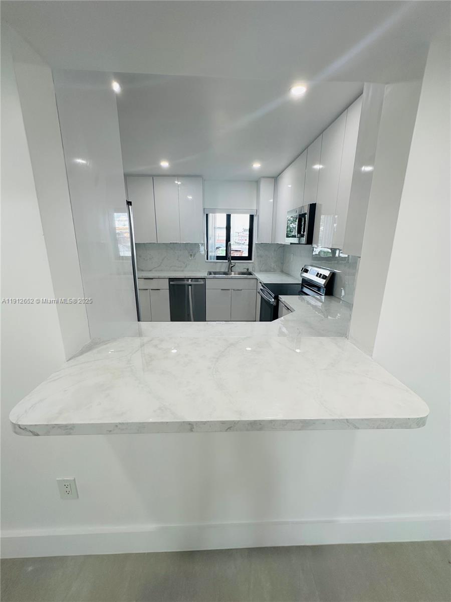 CHAMBERS LAND COMPANY SUB - Residential Lease