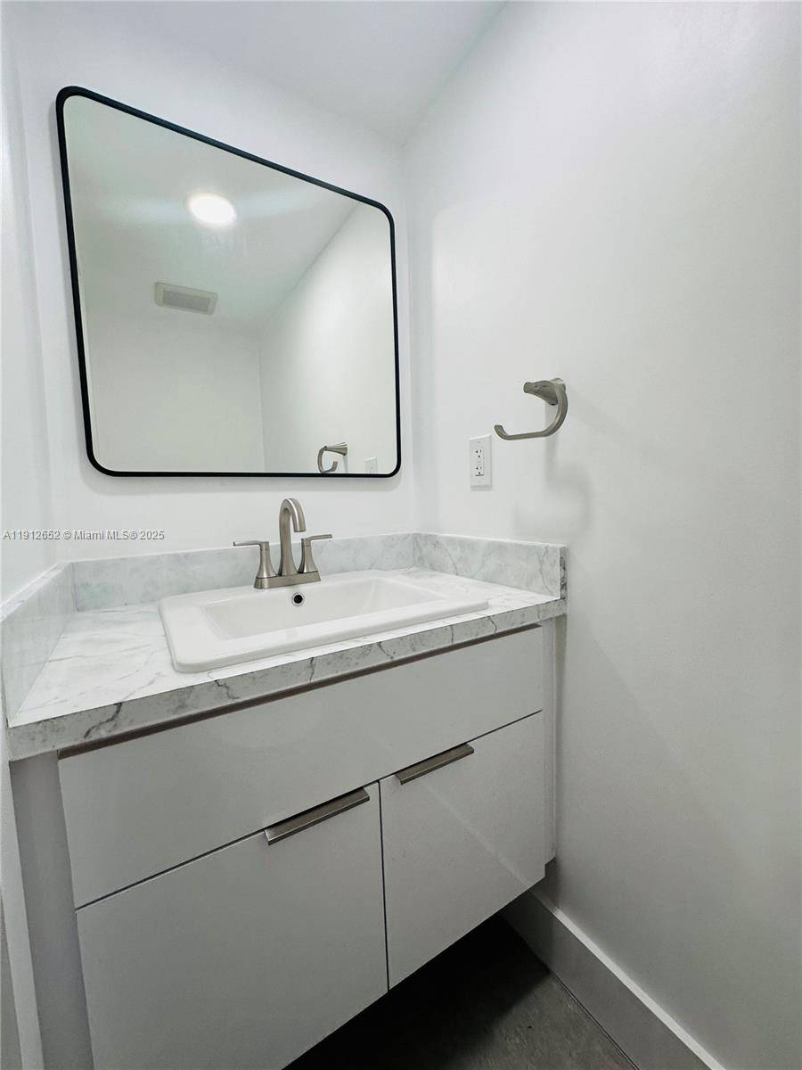 CHAMBERS LAND COMPANY SUB - Residential Lease