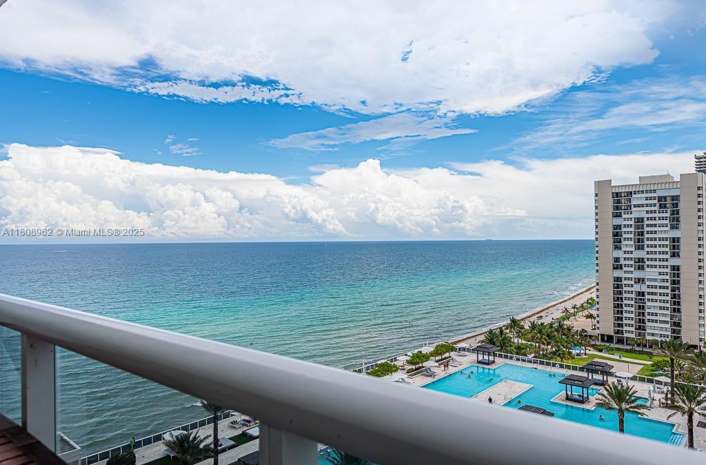 BEACH CLUB TWO - Residential