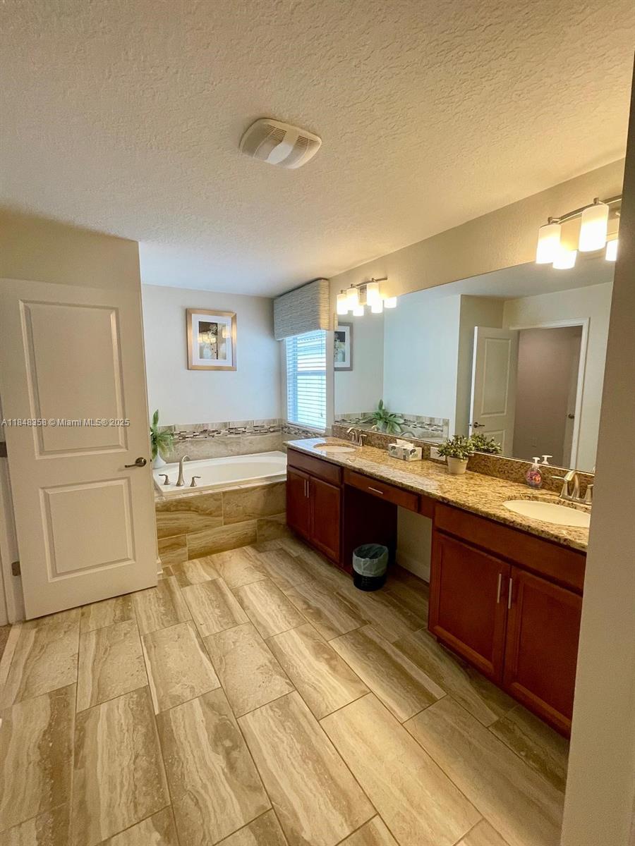 STOREY LAKE - Residential