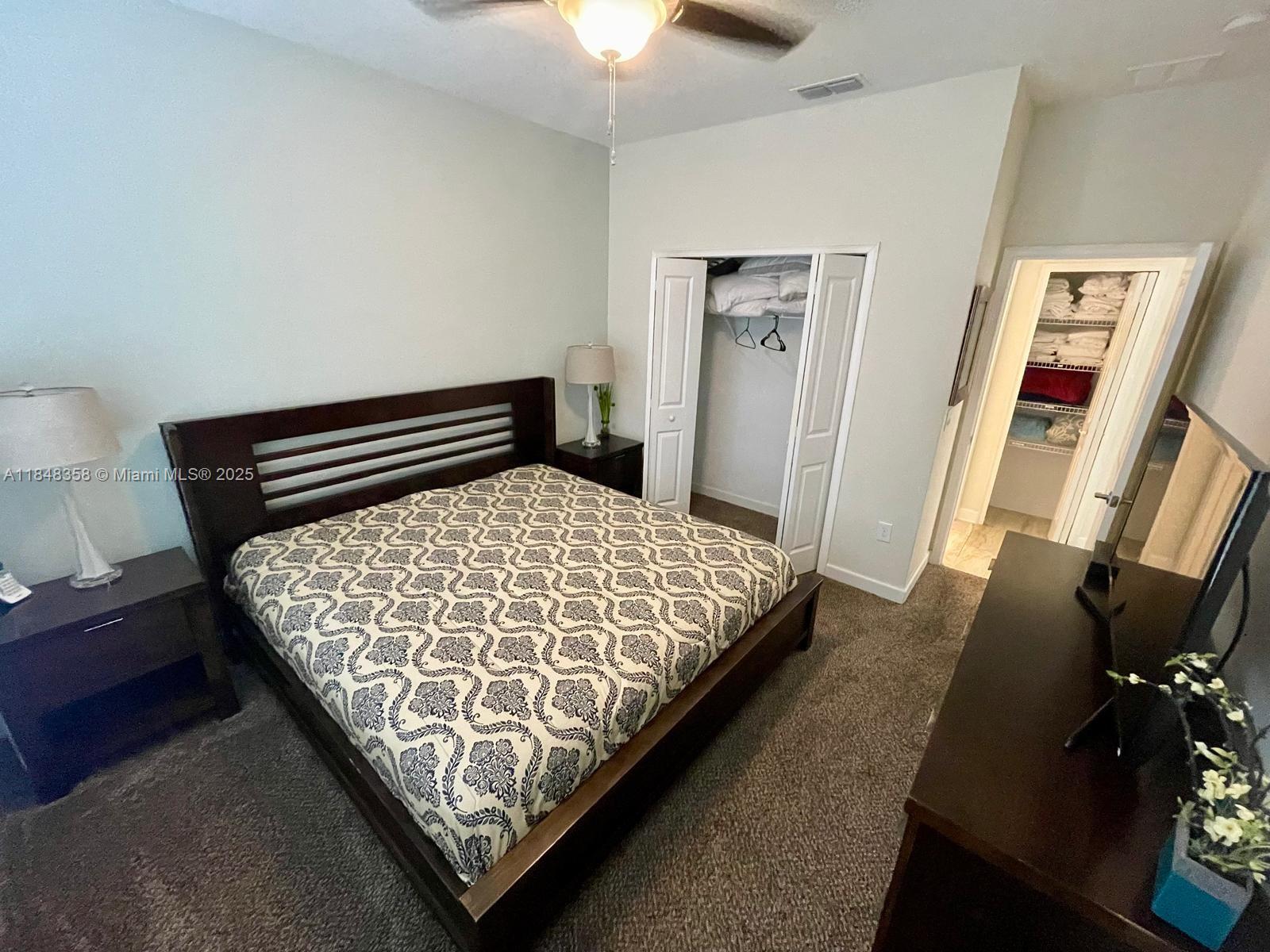 STOREY LAKE - Residential