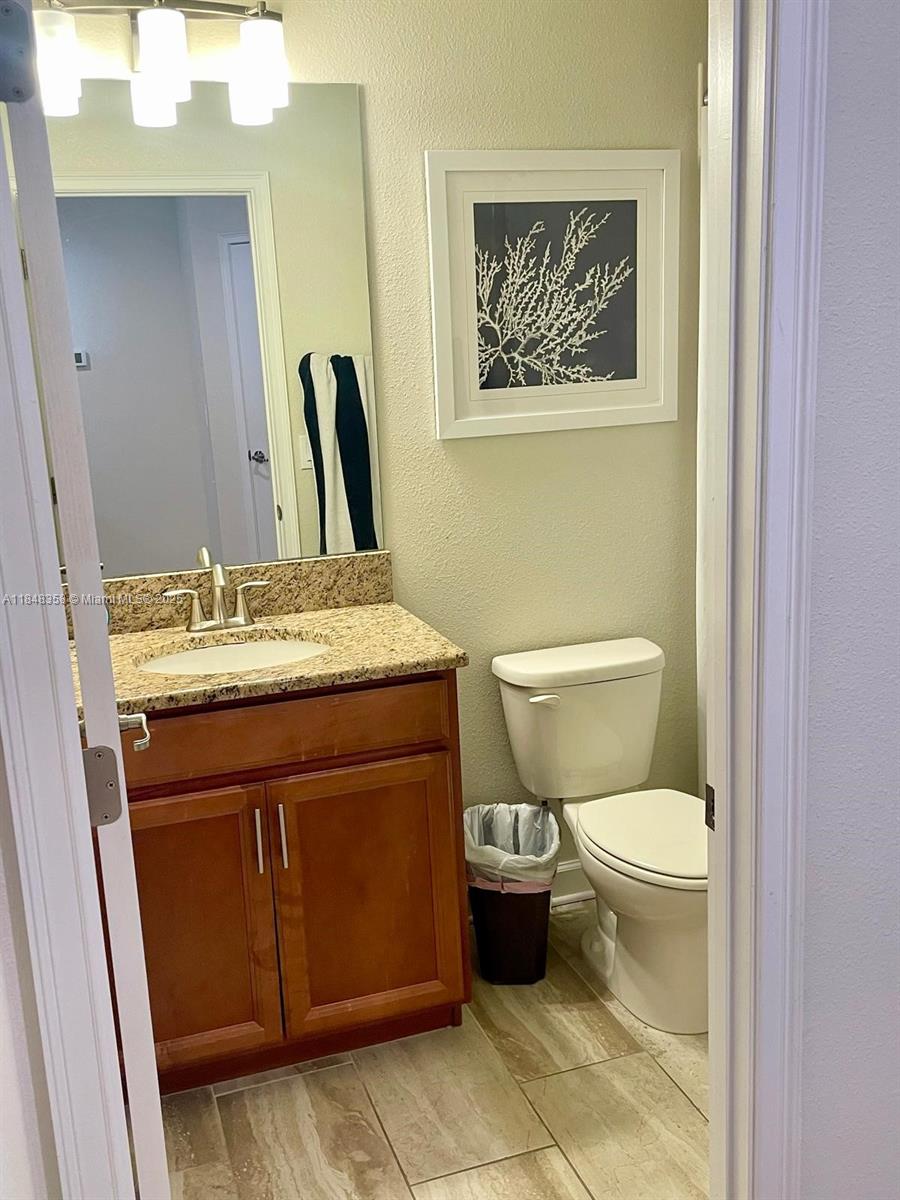 STOREY LAKE - Residential