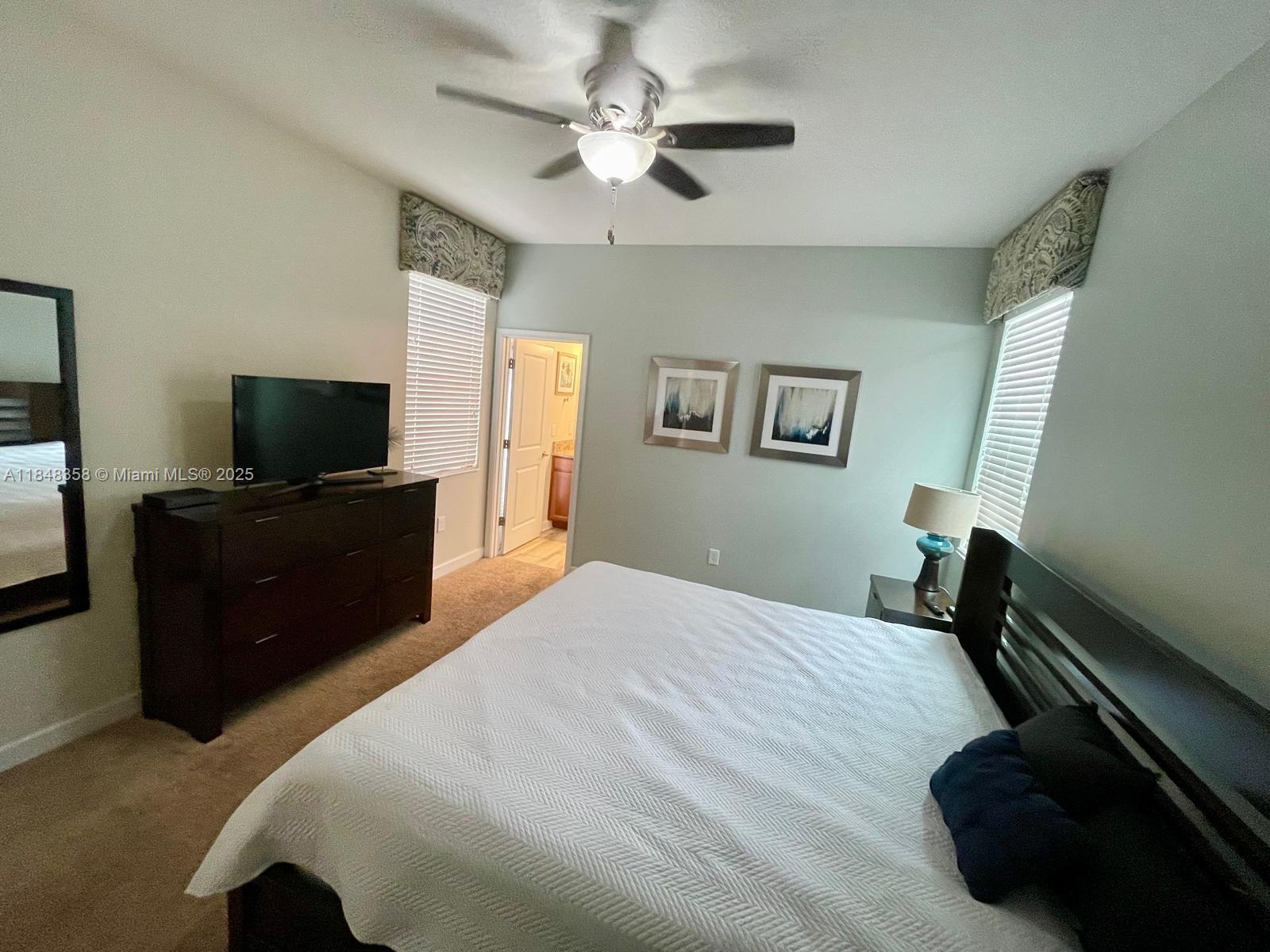 STOREY LAKE - Residential