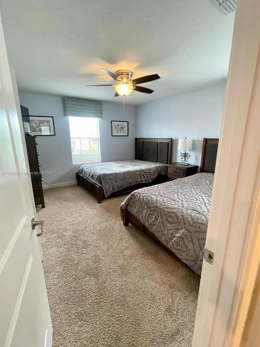 STOREY LAKE - Residential