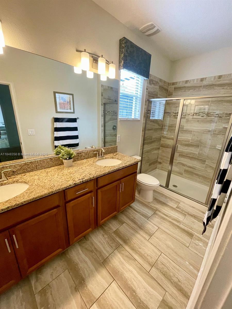 STOREY LAKE - Residential