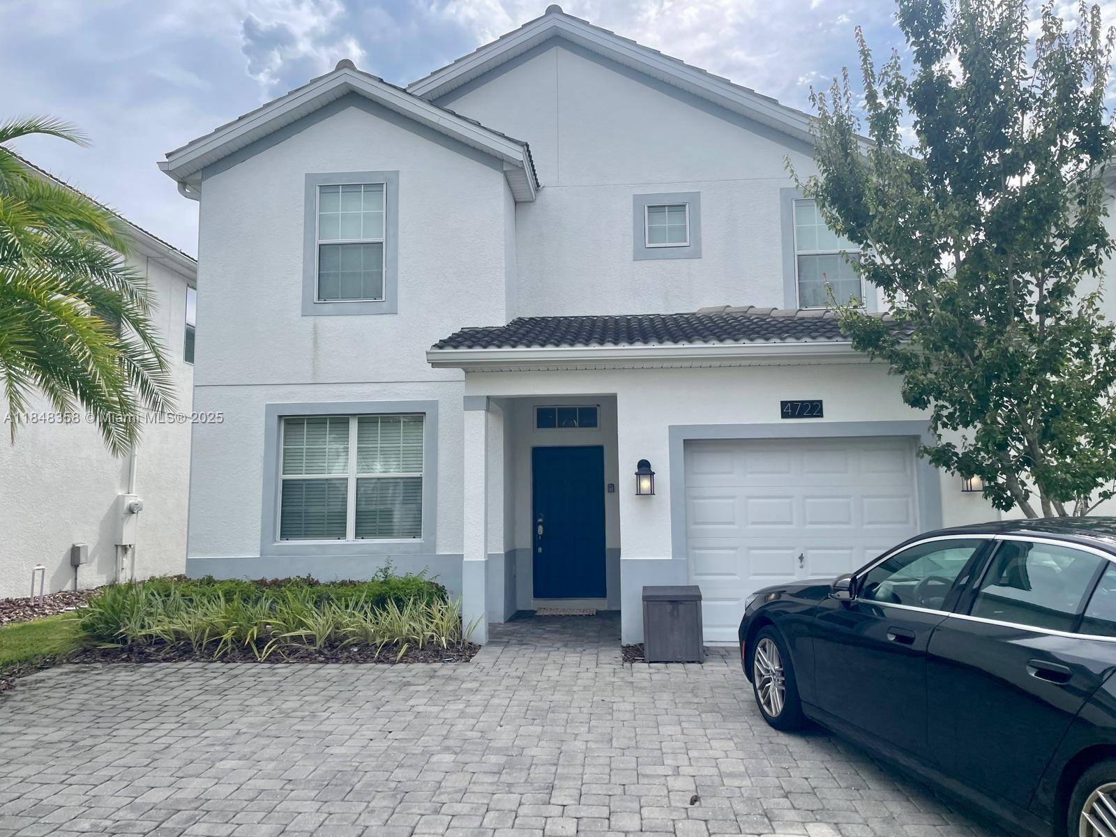 STOREY LAKE - Residential