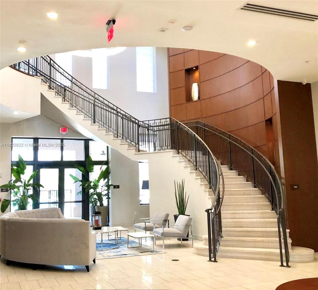 Property for Sale at 7855 Nw 104th Ave 5, Doral, Miami-Dade County, Florida - Bedrooms: 2 
Bathrooms: 3  - $467,500