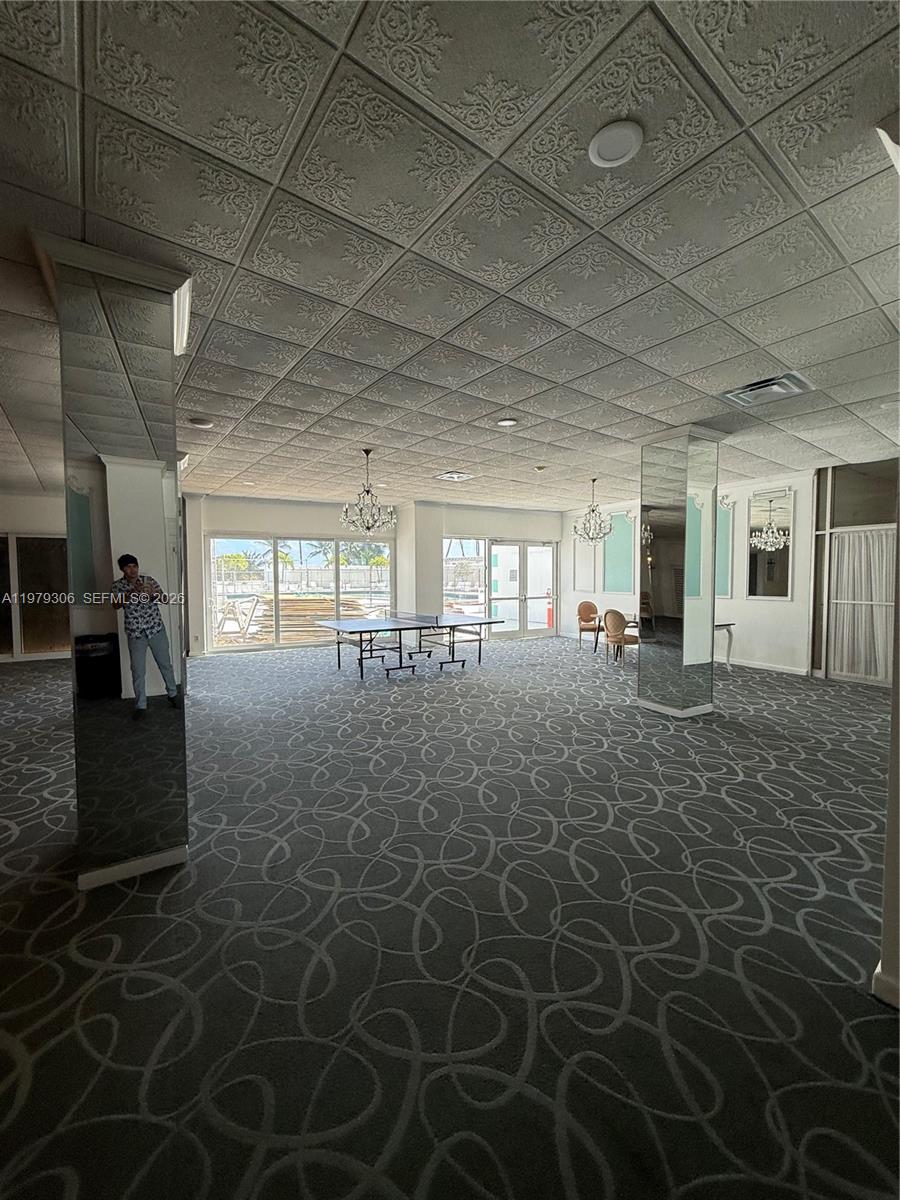 IMPERIAL HOUSE CONDO - Residential Lease