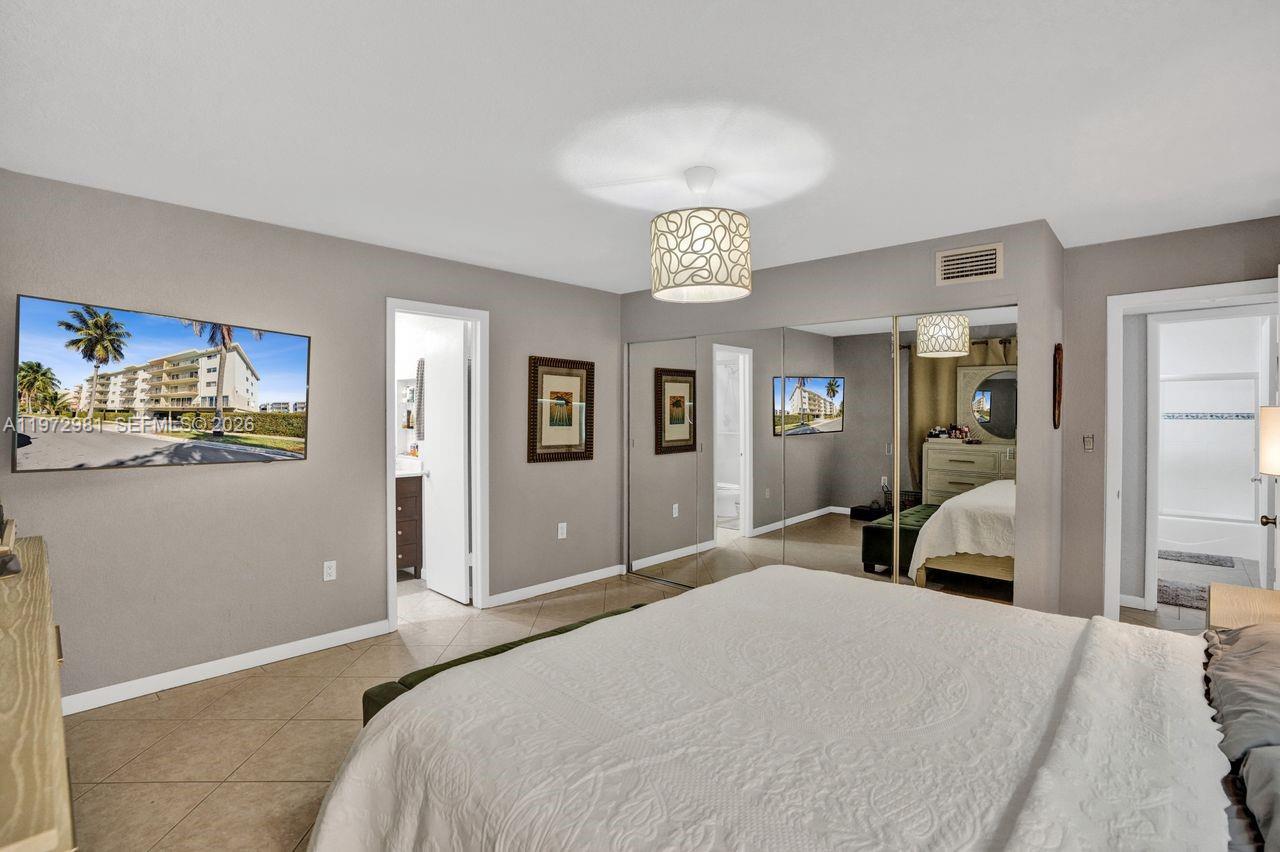 CARIBBEAN HOUSE CONDO - Residential