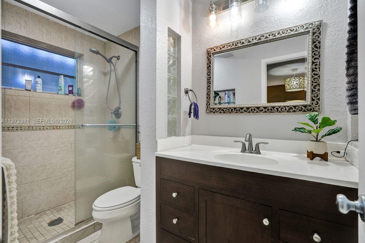 CARIBBEAN HOUSE CONDO - Residential