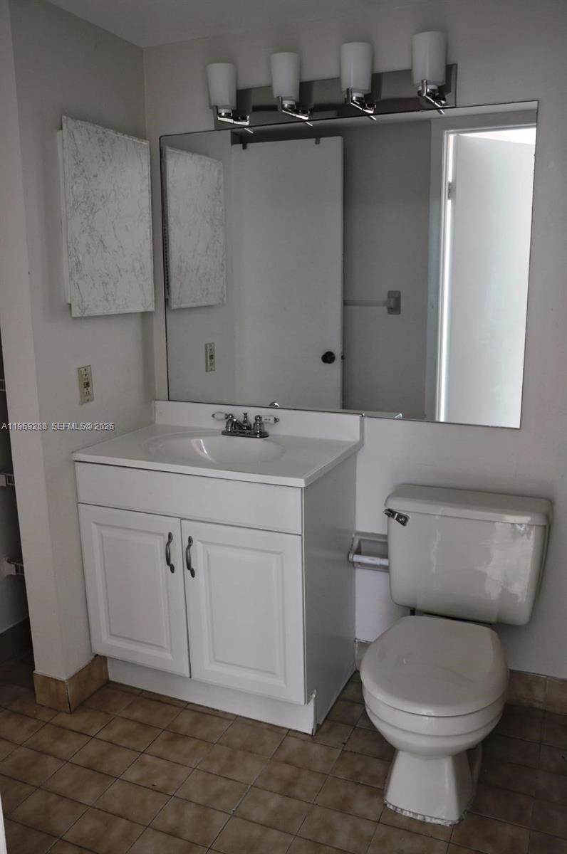 INTERNATIONAL PARK I COND - Residential Lease