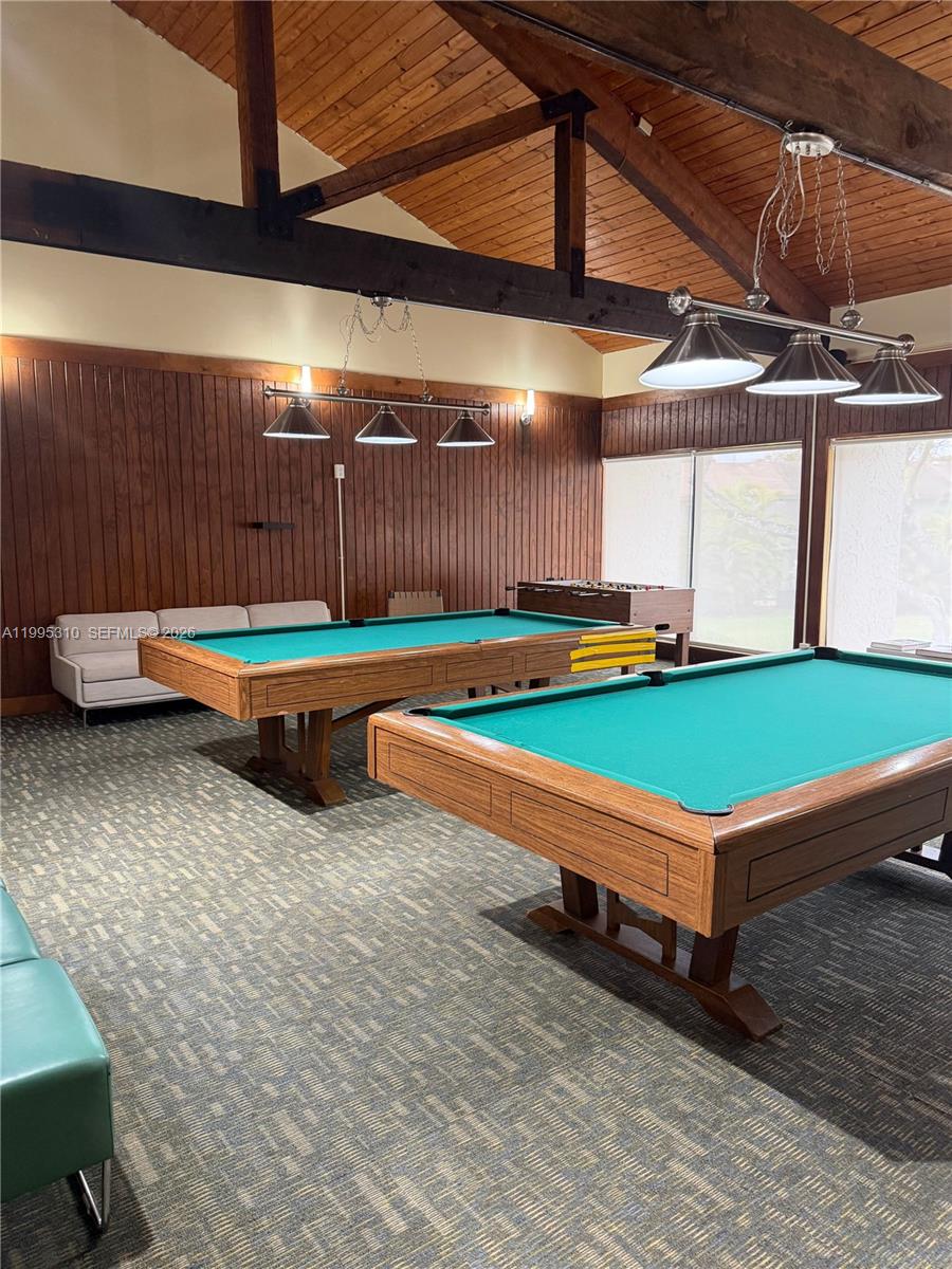 GREENGLADES CONDO 16 - Residential