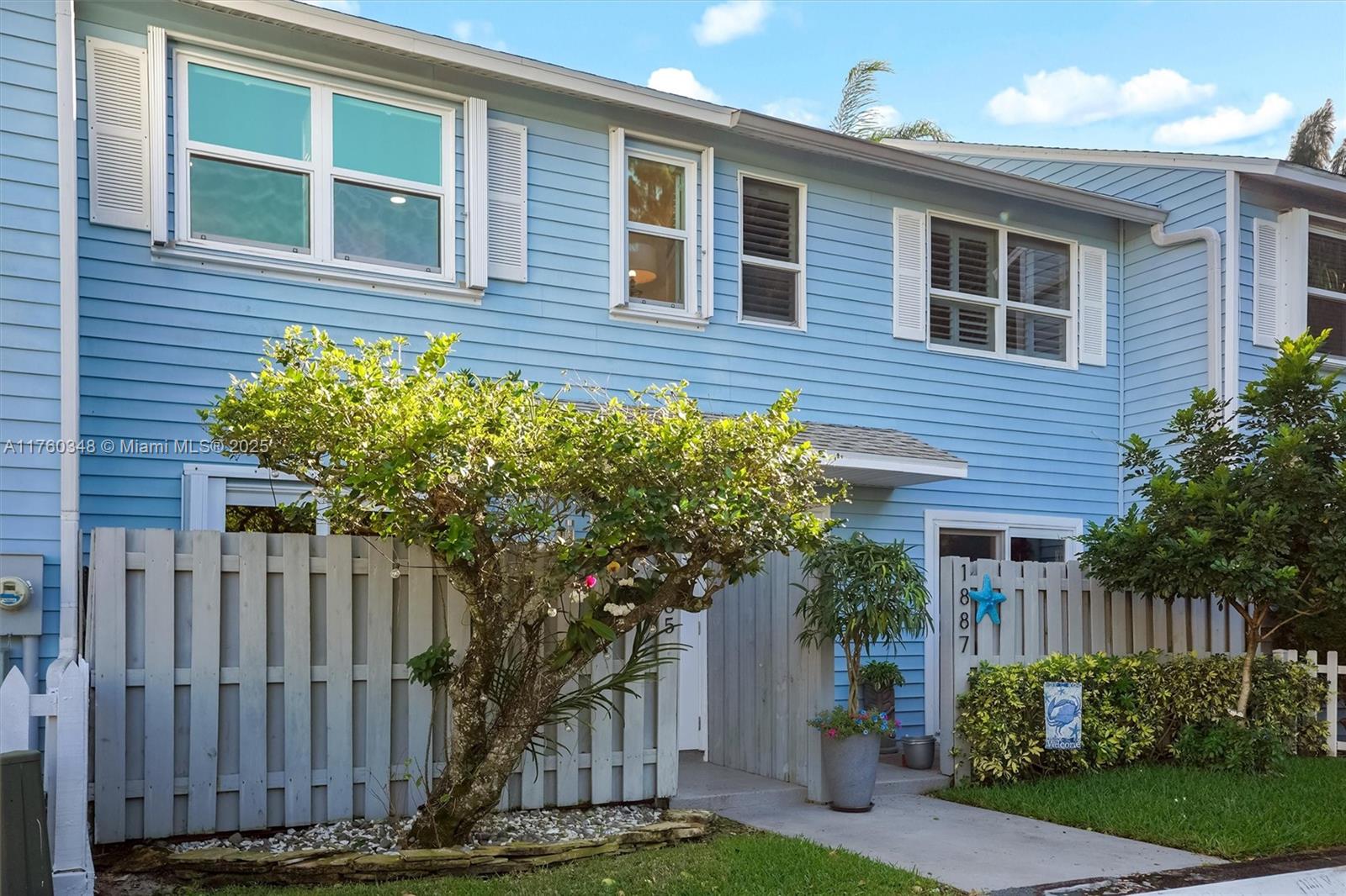 Edgewater Townhomes - Residential