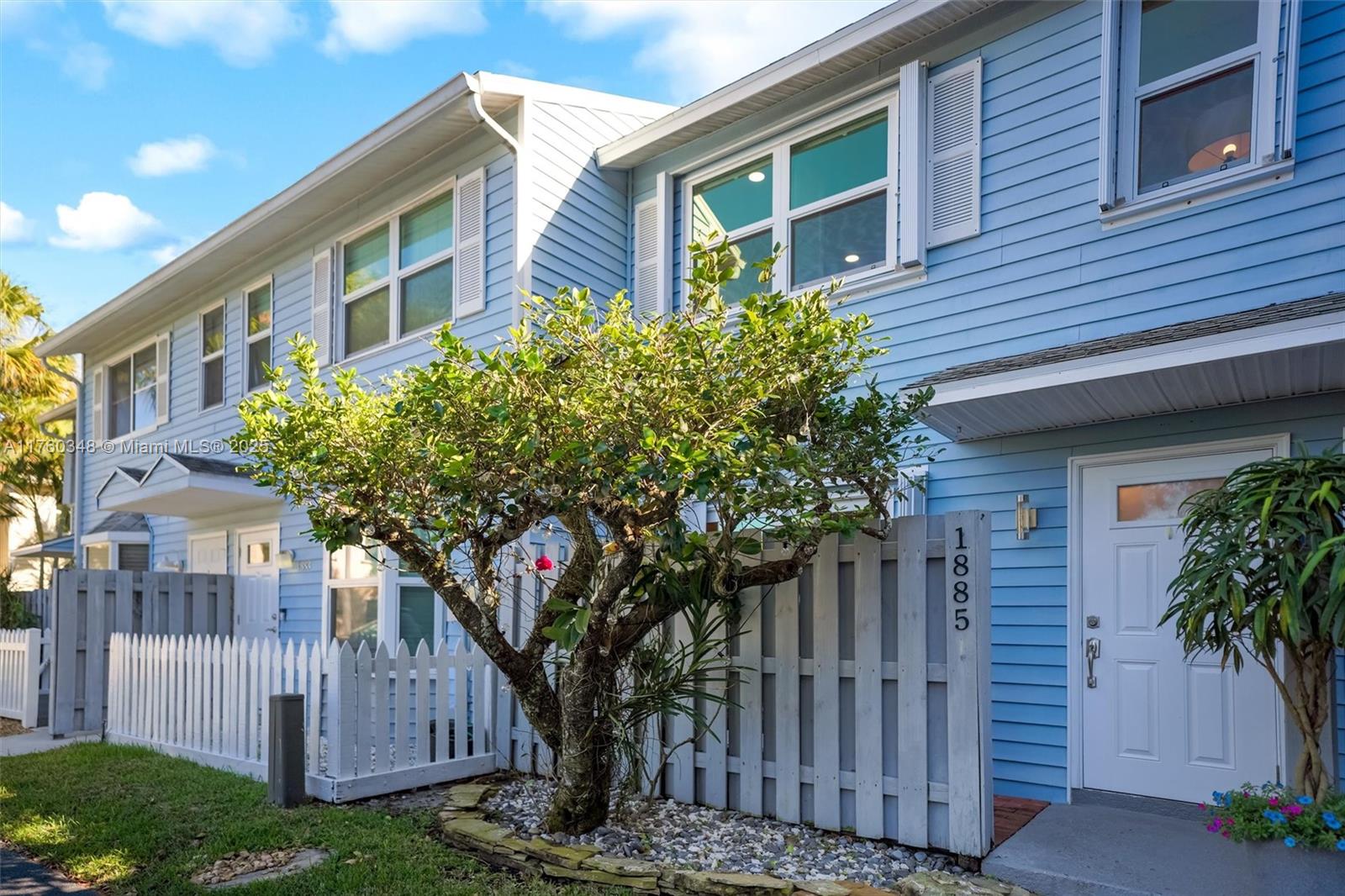 Edgewater Townhomes - Residential