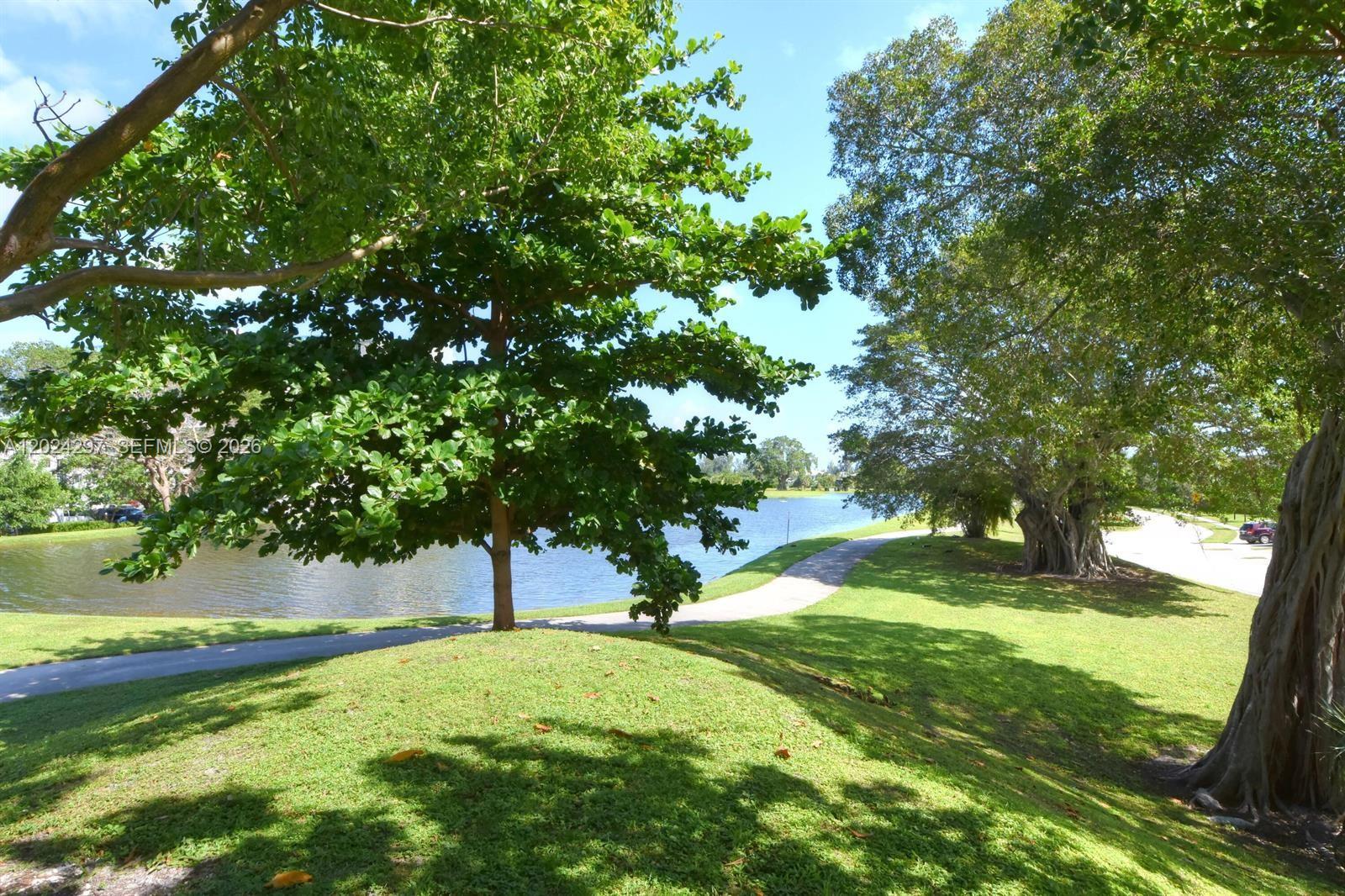 HILLCREST EAST NO 27 COND - Residential