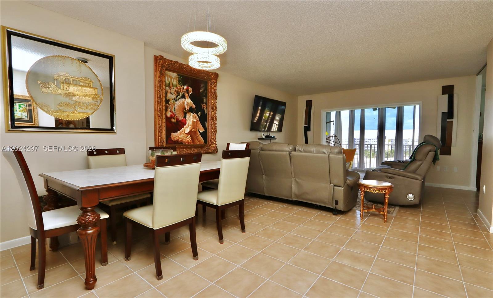 HILLCREST EAST NO 27 COND - Residential