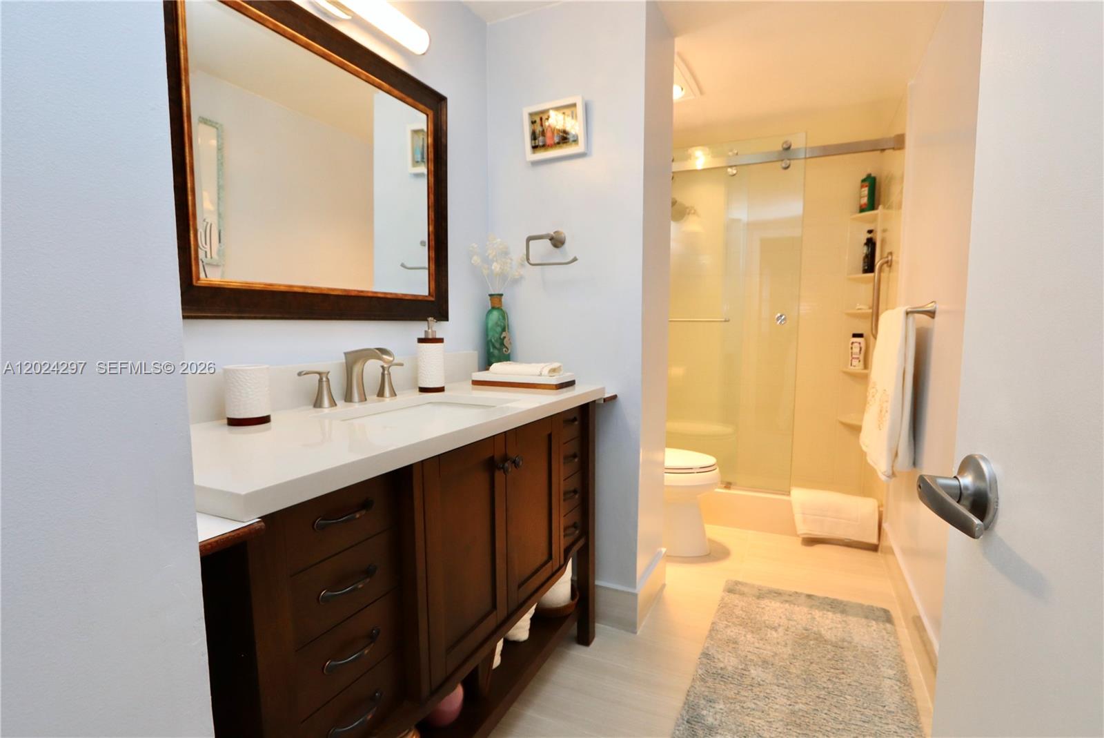 HILLCREST EAST NO 27 COND - Residential