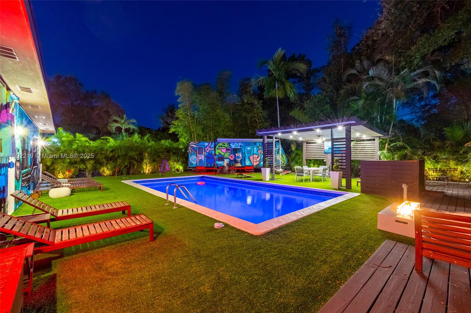 BRIAN MANORS - Residential Lease