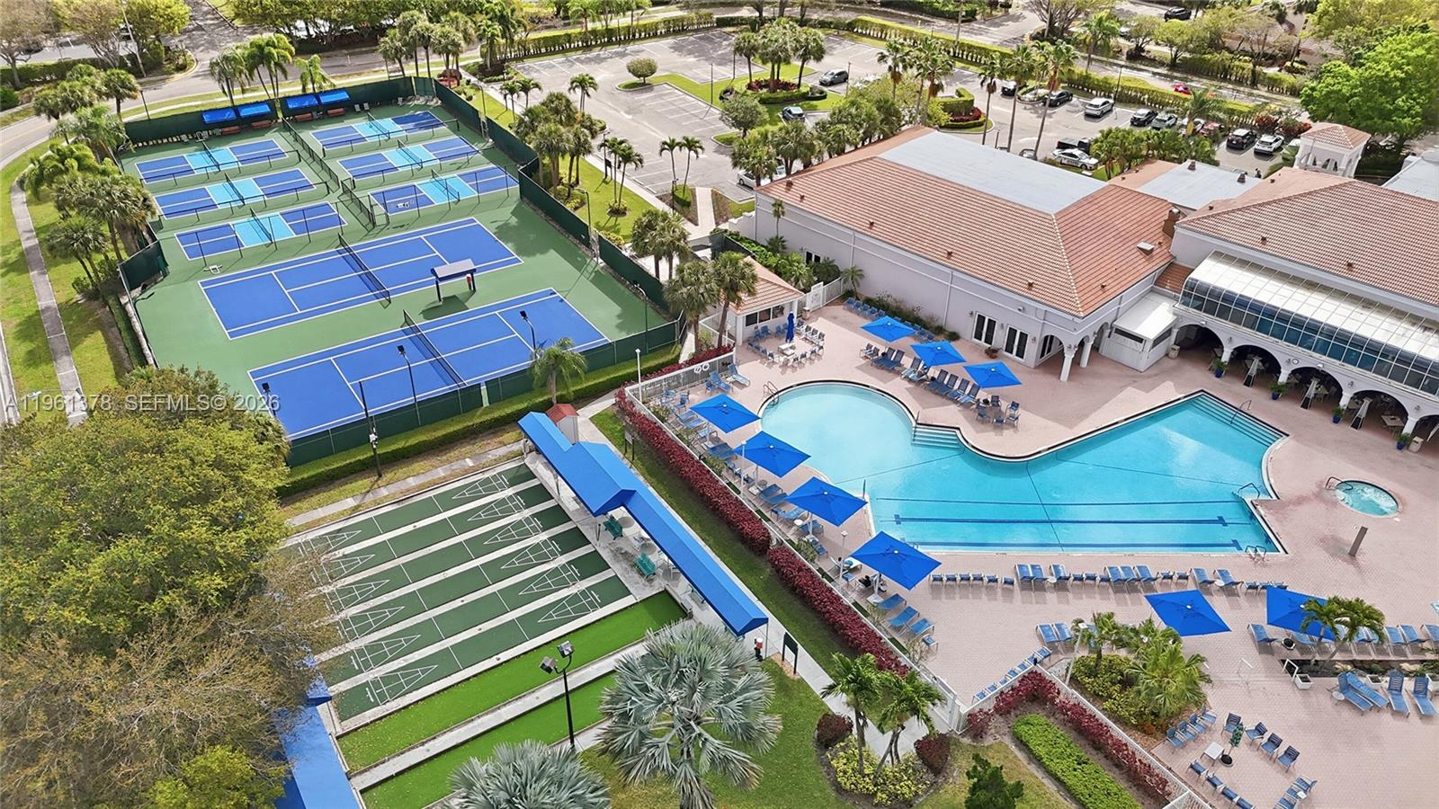 ALEXANDRA VILLAGE CONDO - Residential