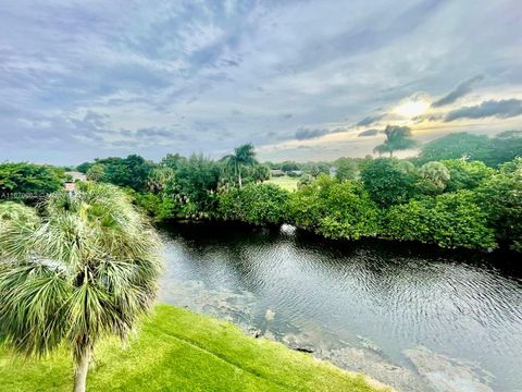 A home in Plantation