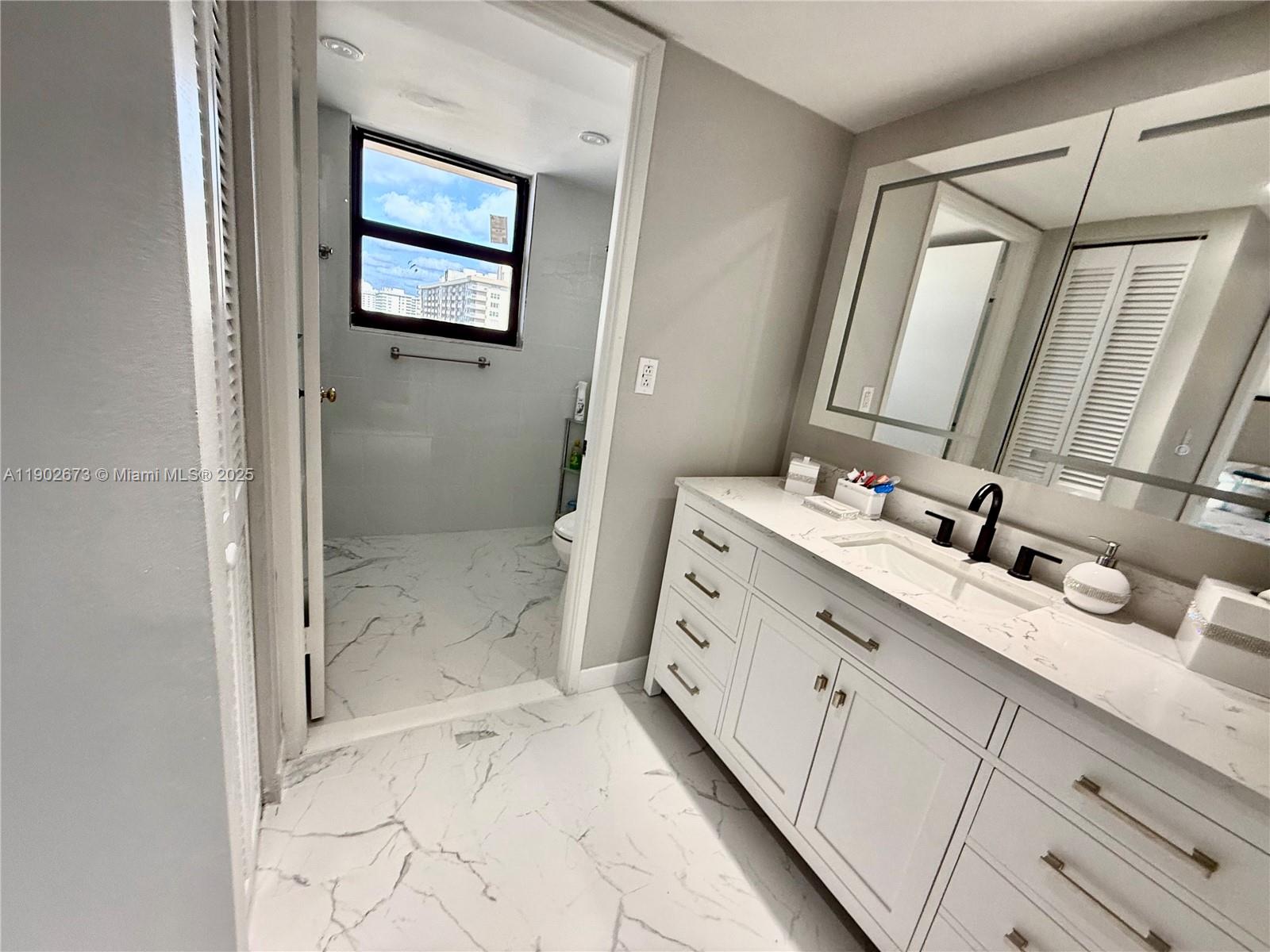 WINSTON TOWERS 700 CONDO - Residential Lease