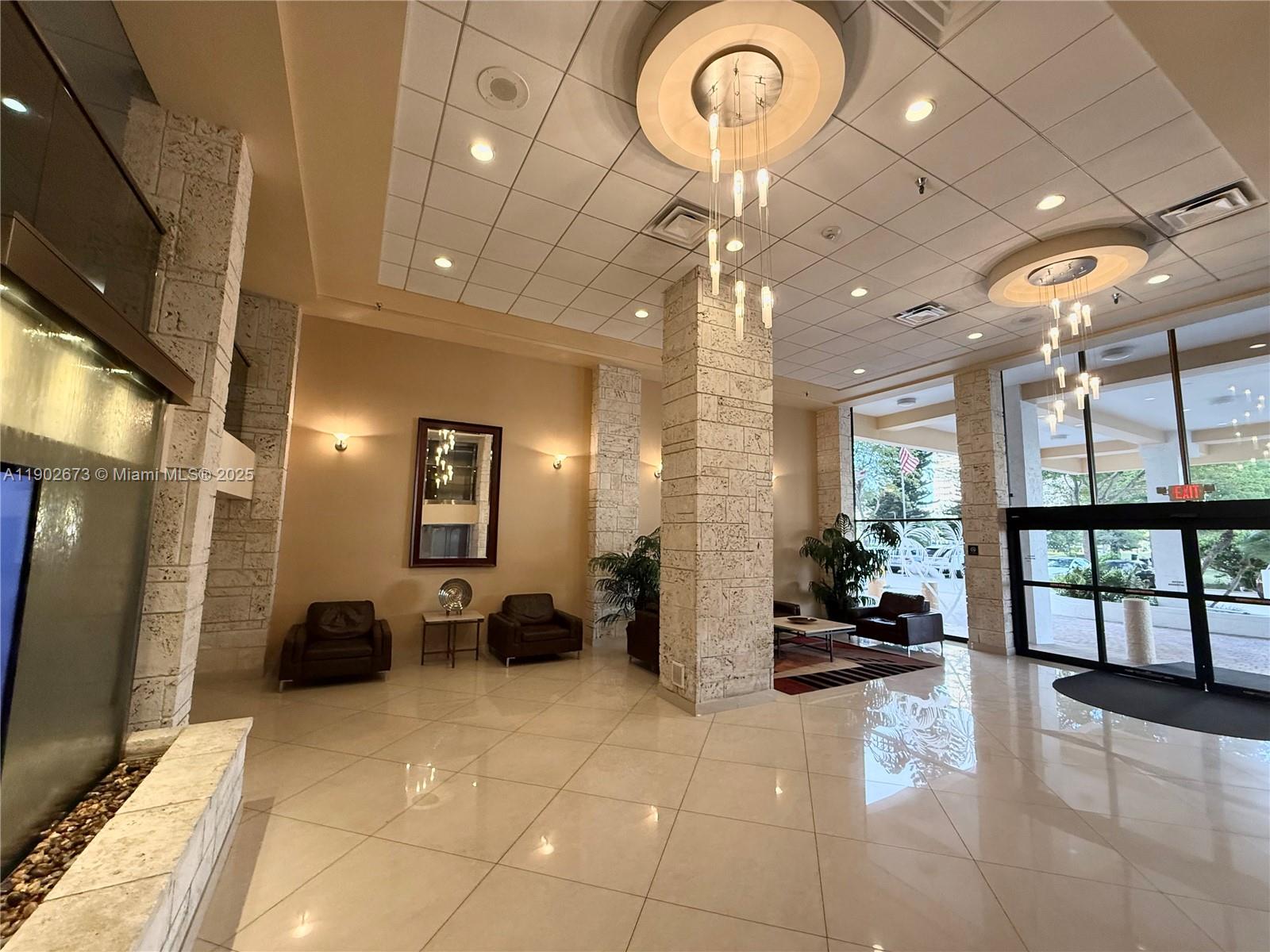 WINSTON TOWERS 700 CONDO - Residential Lease