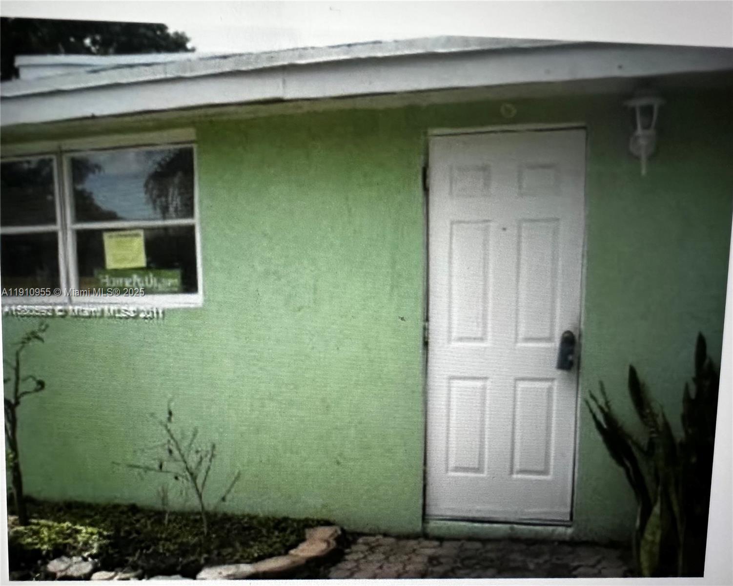 MIAMI GARDENS ESTATES SEC - Residential