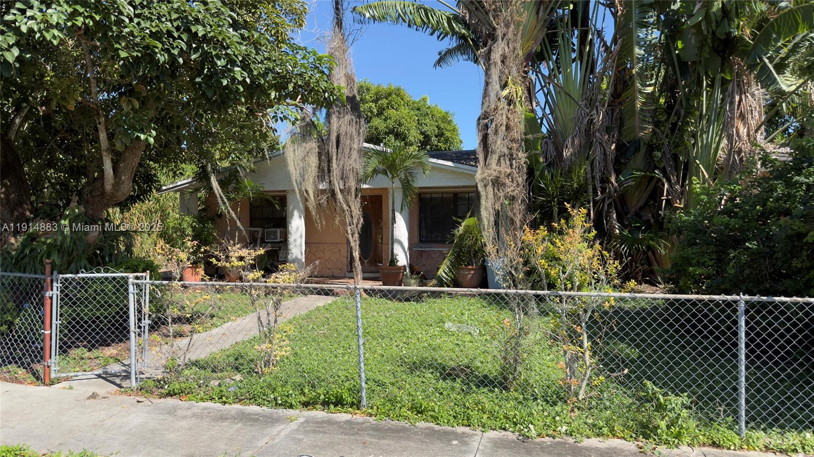 7TH ADDN TO RICHMOND HEIG - Residential