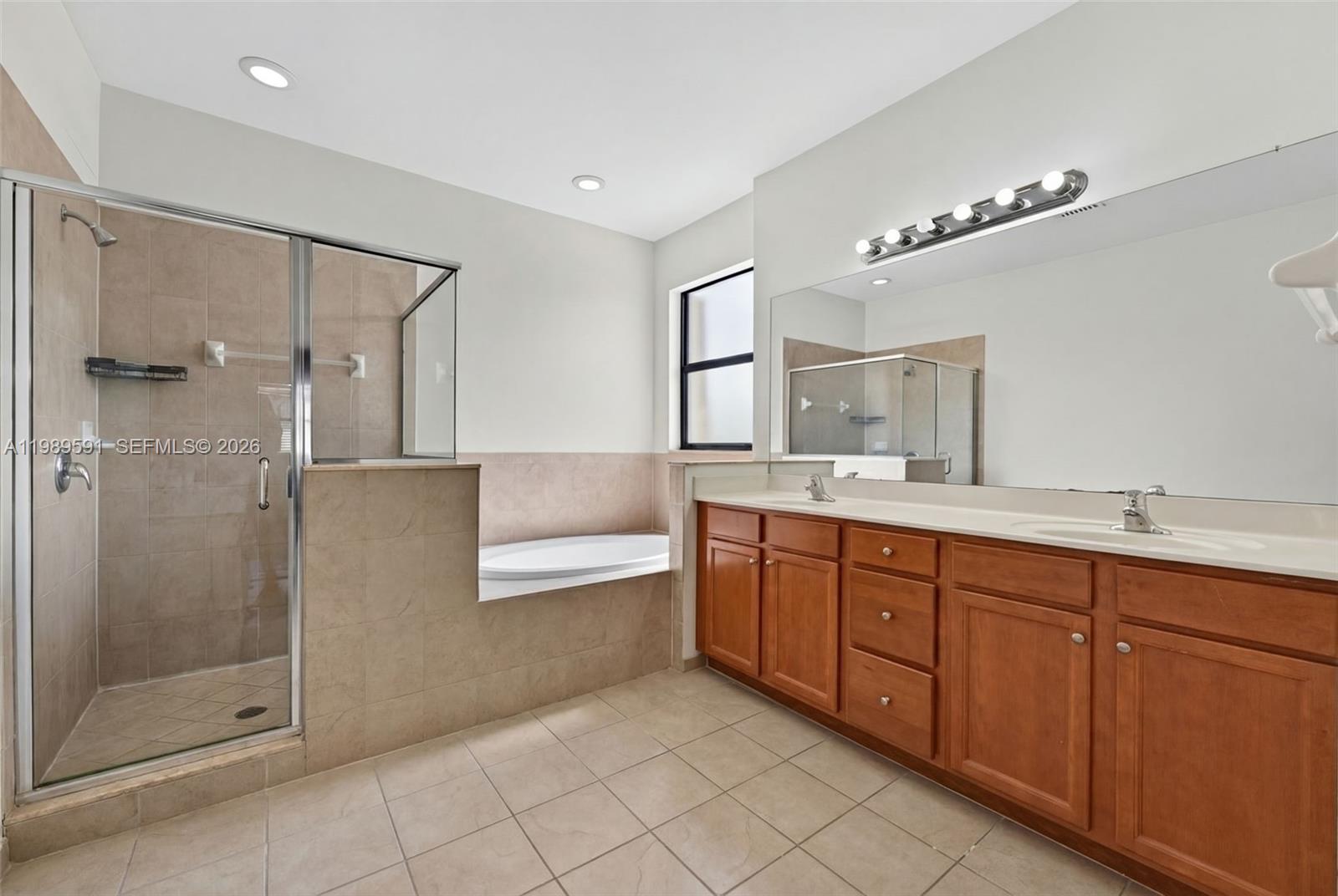 VENETIAN PARC WEST - Residential