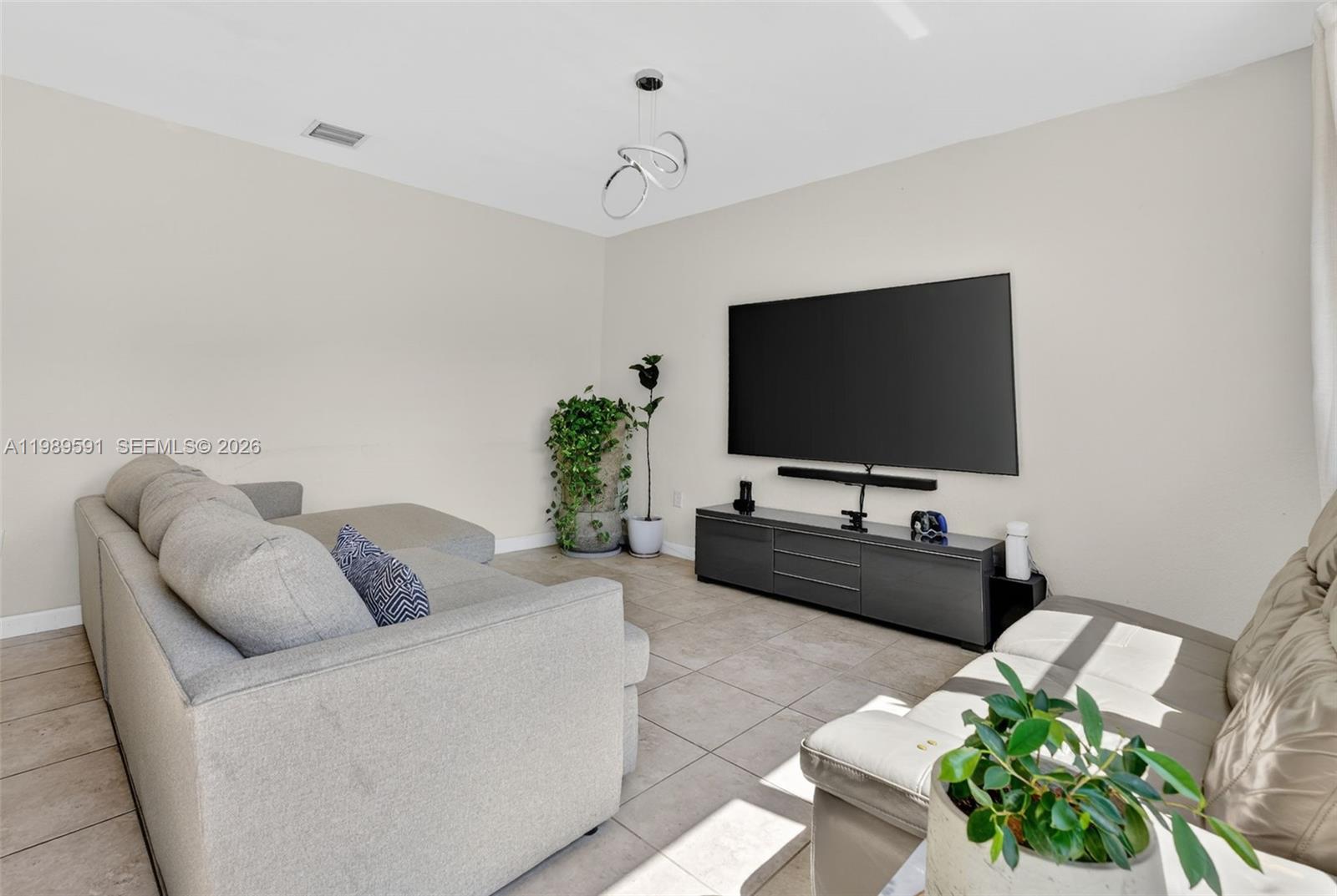 VENETIAN PARC WEST - Residential