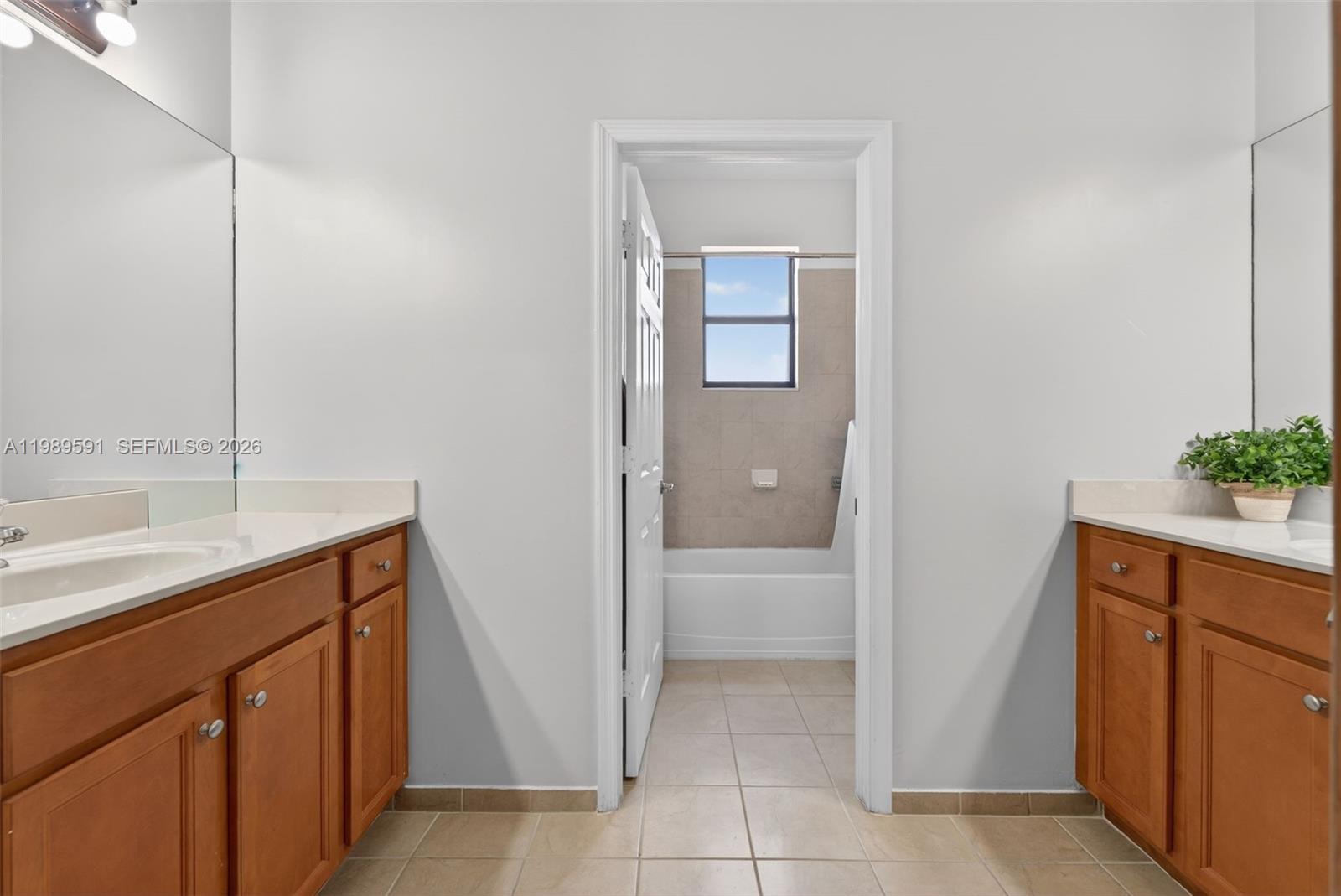 VENETIAN PARC WEST - Residential