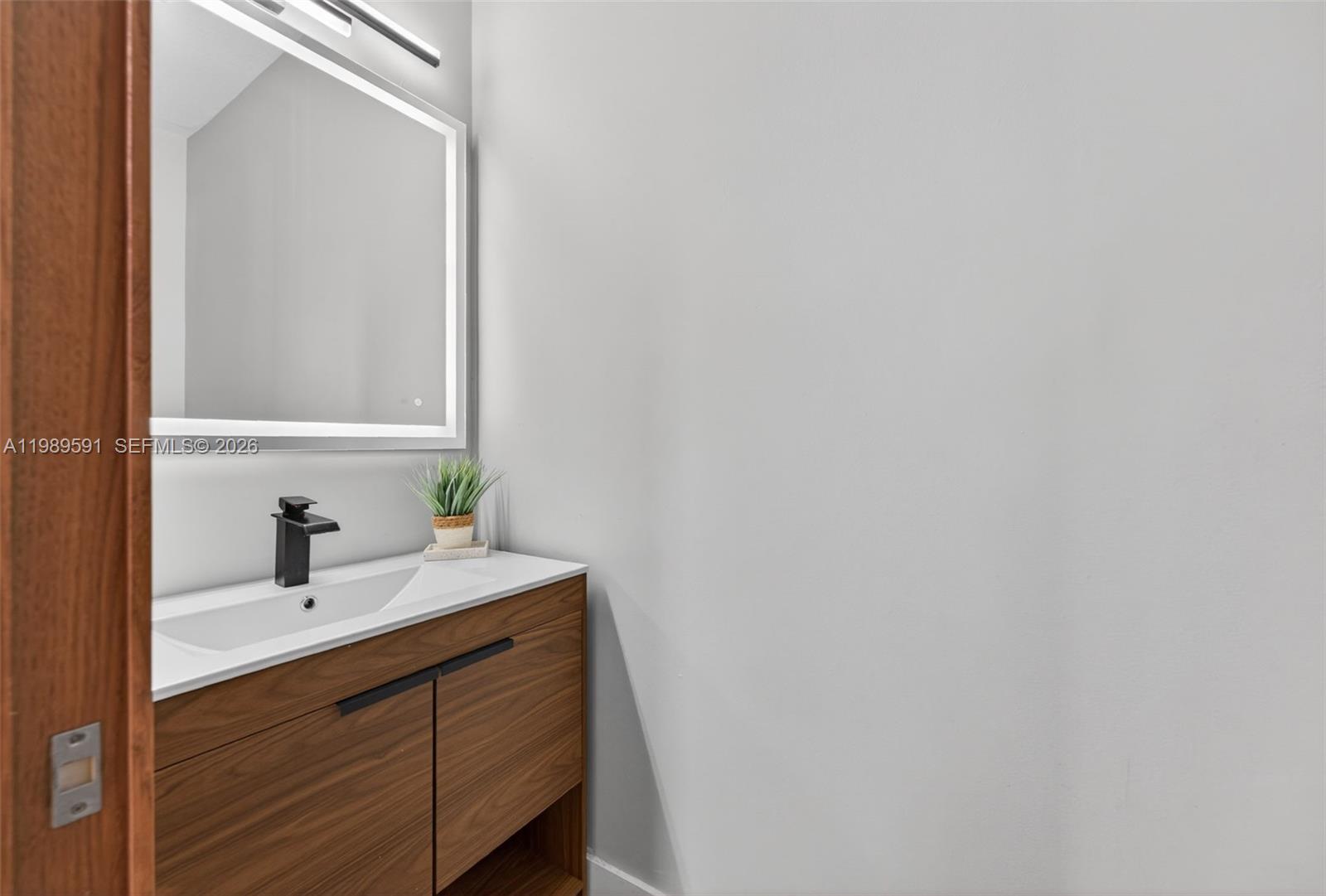 VENETIAN PARC WEST - Residential