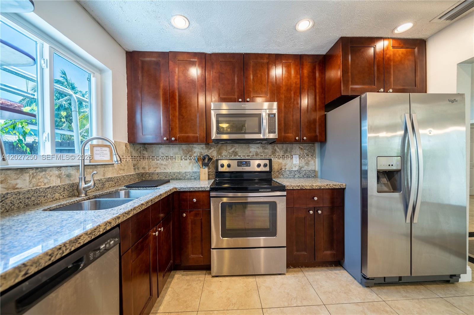 PEARL ESTATES - Residential
