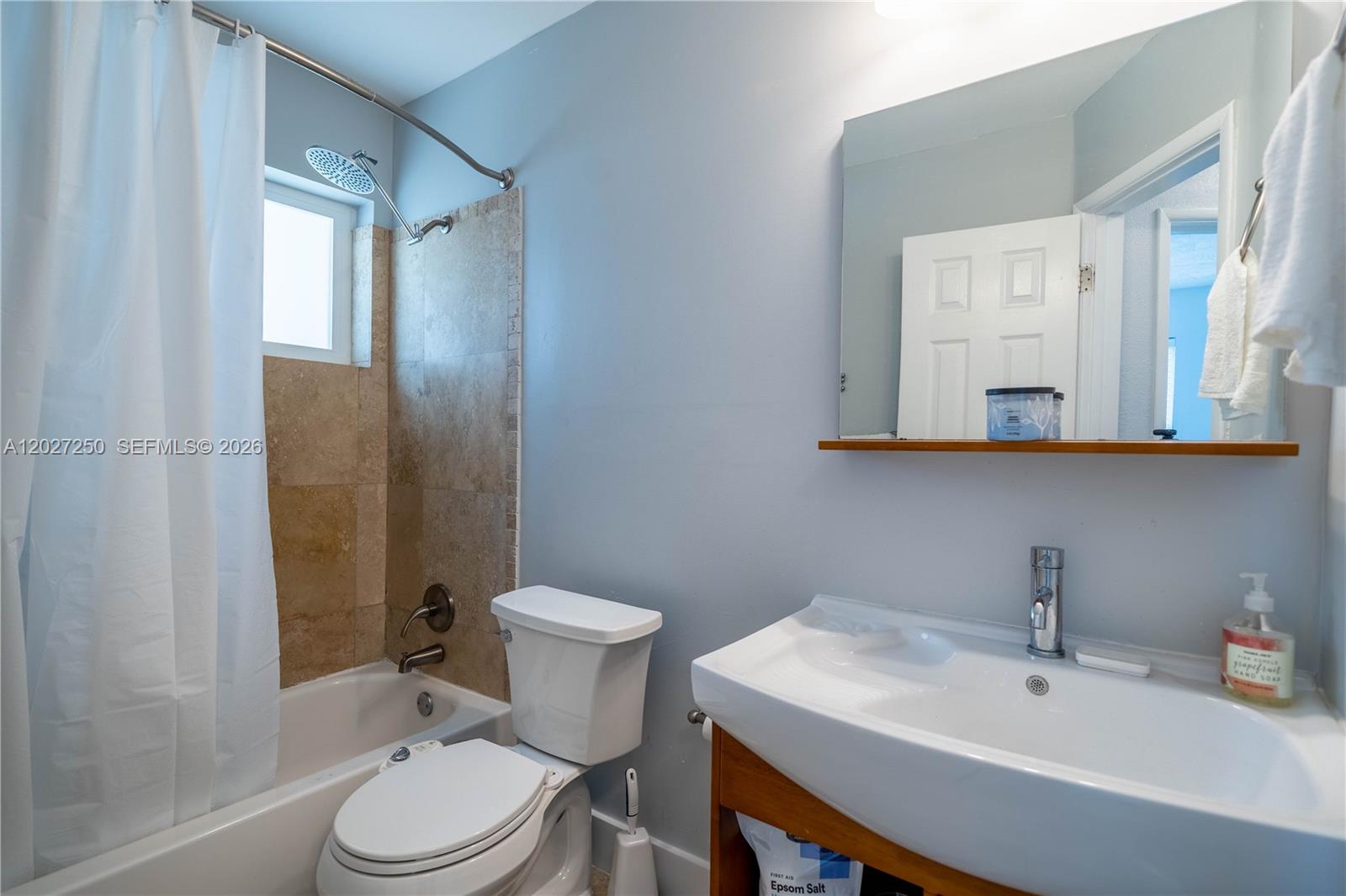 PEARL ESTATES - Residential