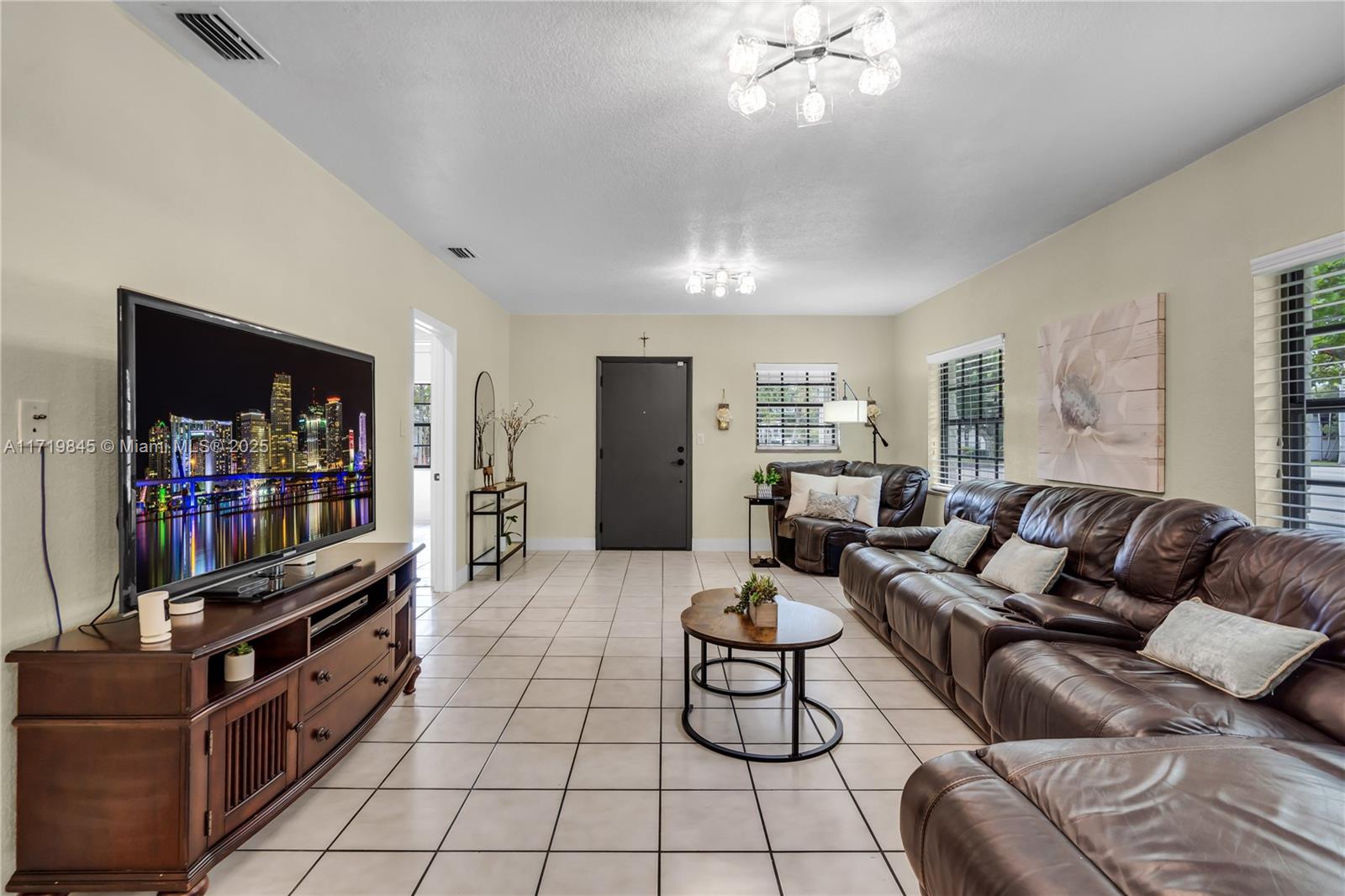 EAST SHENANDOAH - Residential Income