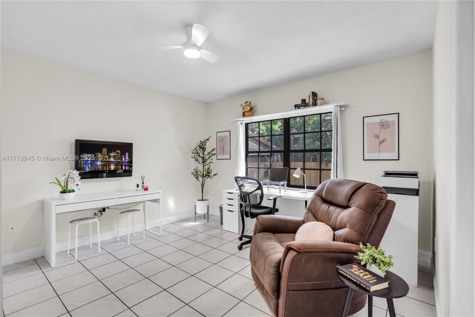 EAST SHENANDOAH - Residential Income