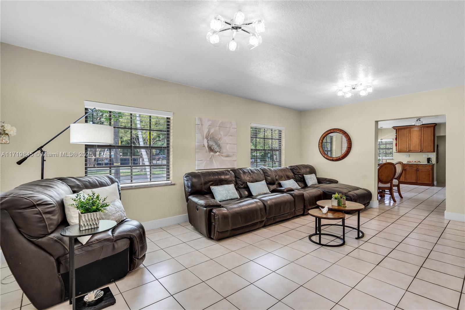 EAST SHENANDOAH - Residential Income