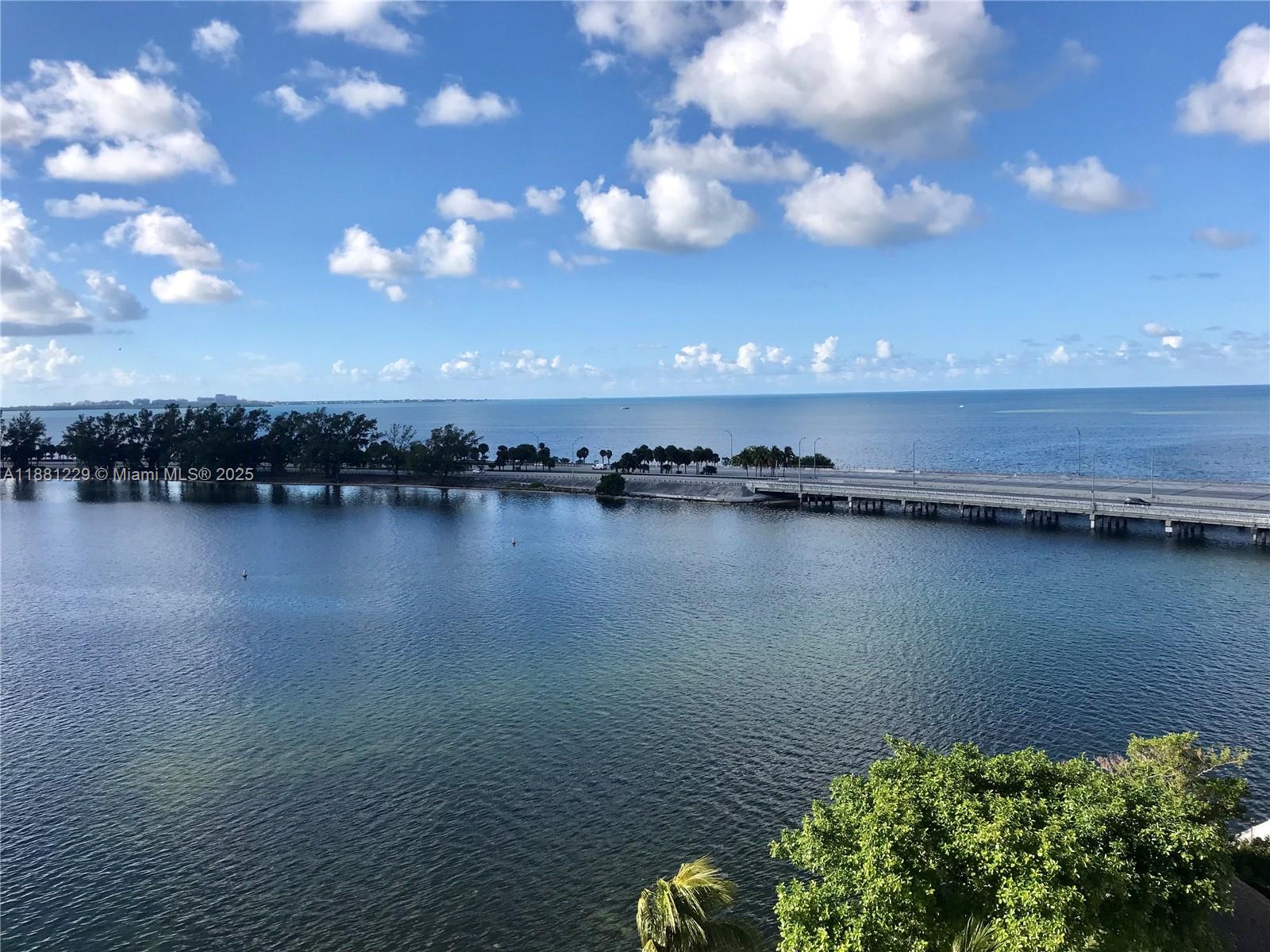 ENJOY AMAZING VIEWS OVERLOOKING BEAUTIFUL BISCAYNE BAY. FLOOR TO CEILING WINDOWS, SPACIOUS CORNER UNIT 1BED/1BATH ALMOST 900SF, LARGE BALCONY AND HURRICANE SHUTTERS. LOTS OF CLOSET SPACE WITH BUILDING LAUNDRY FACULTIES (NO WASHER AND DRYER). CABLE AND HIGH SPEED INTERNET ARE INCLUDED WITH THE RENT. BUILDING HAS A BEAUTIFUL POOL ON THE BAY, BBQ AREA, EXERCISE ROOM, TENNIS COURTS, MINI MARKET, VALET SERVICE. BEST LOCATION IN BRICKELL AREA! AVAILABLE NOVEMBER 18TH, 2025