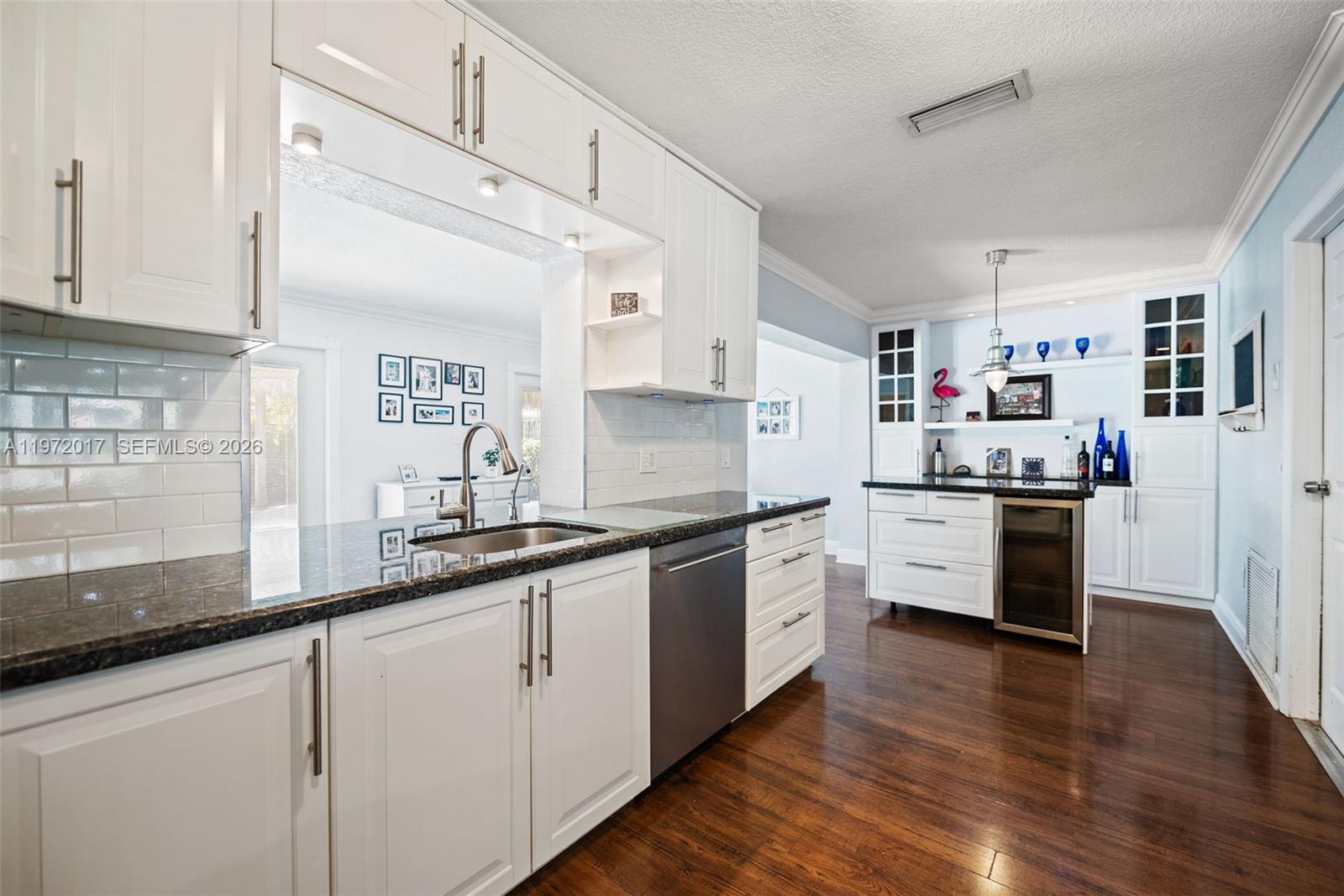 SUNRISE GOLF VILLAGE - Residential